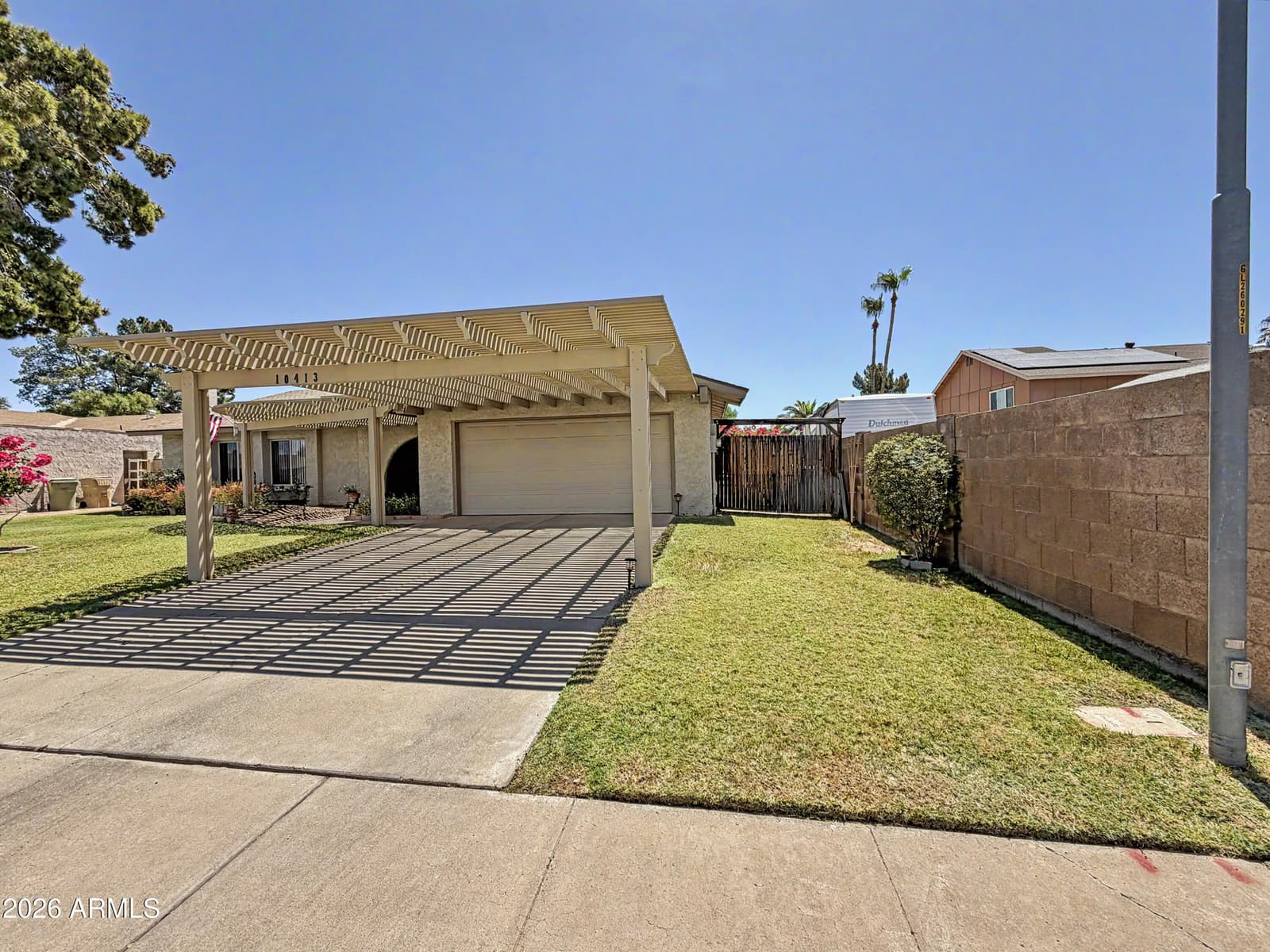 10413 N 46TH Avenue, Glendale, AZ 85302 — photo 8 of 66