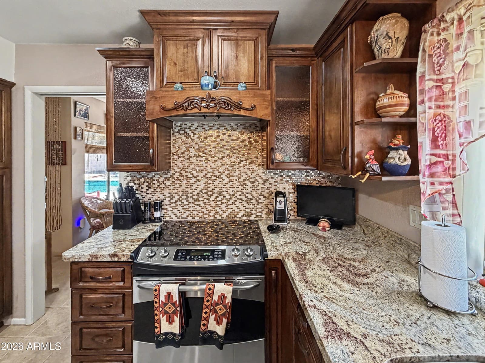 10413 N 46TH Avenue, Glendale, AZ 85302 — photo 10 of 66