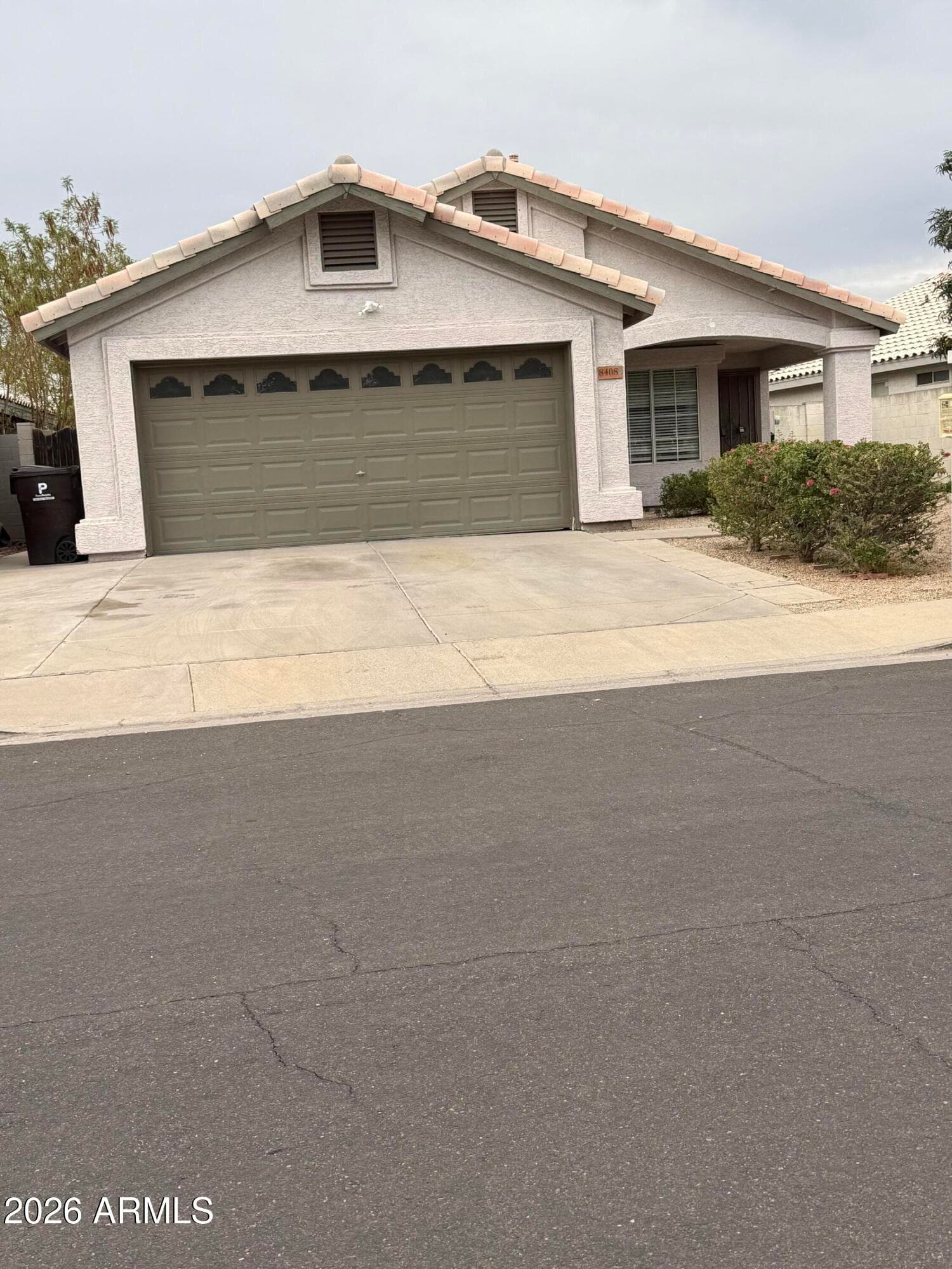 8408 W Bloomfield Road W, Peoria, AZ 85381 — photo 2 of 30