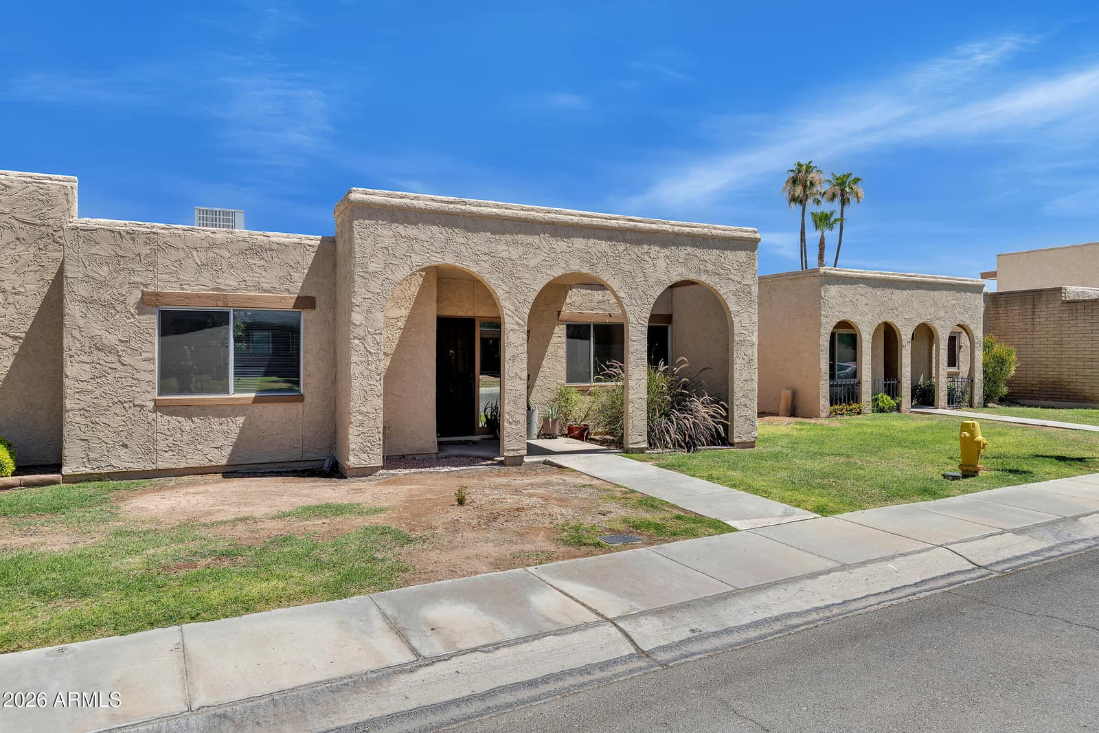 2170 E MINTON Drive, Tempe, AZ 85282 — photo 2 of 33