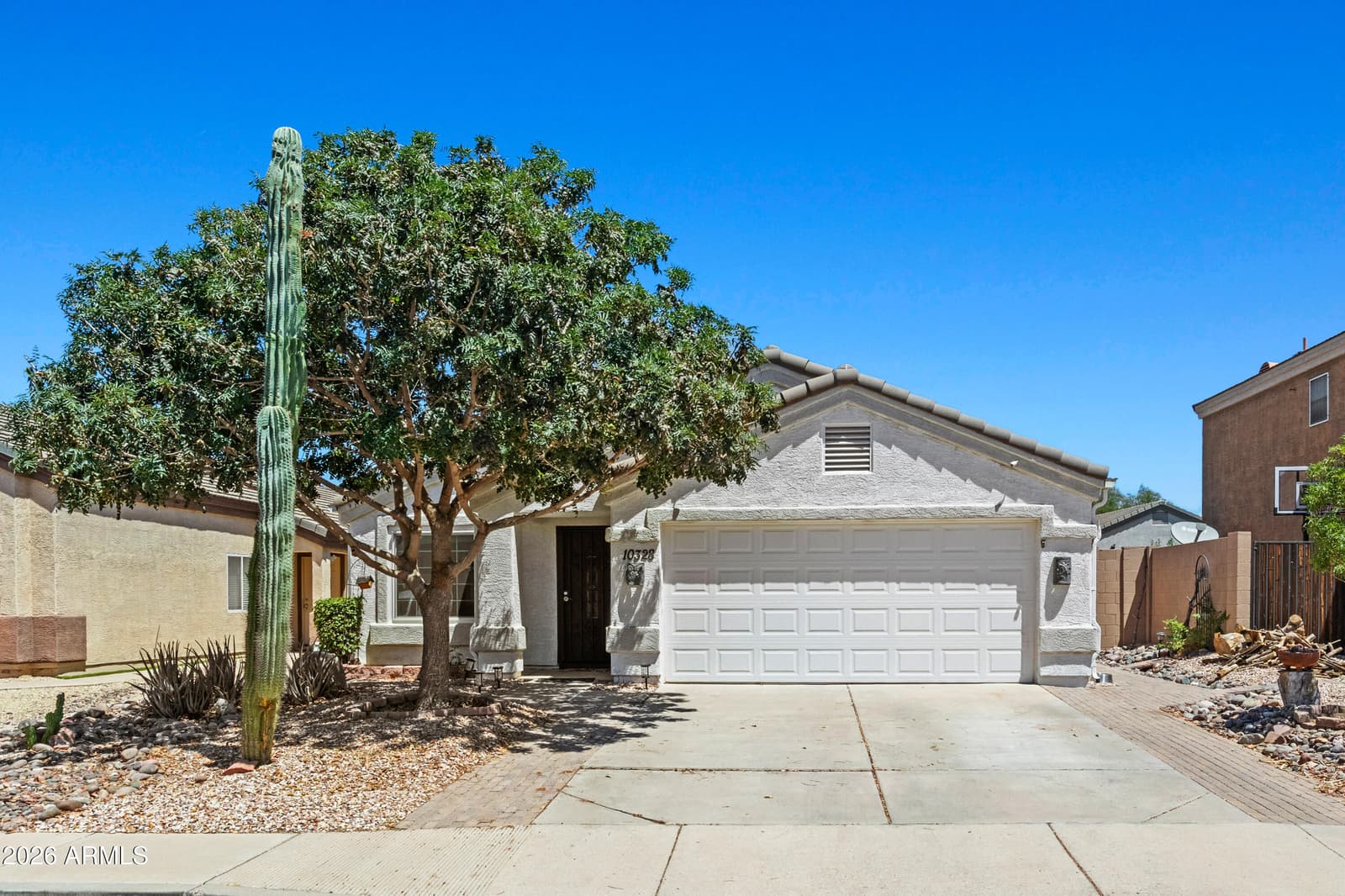 10328 E EL MORO Circle, Mesa, AZ 85208