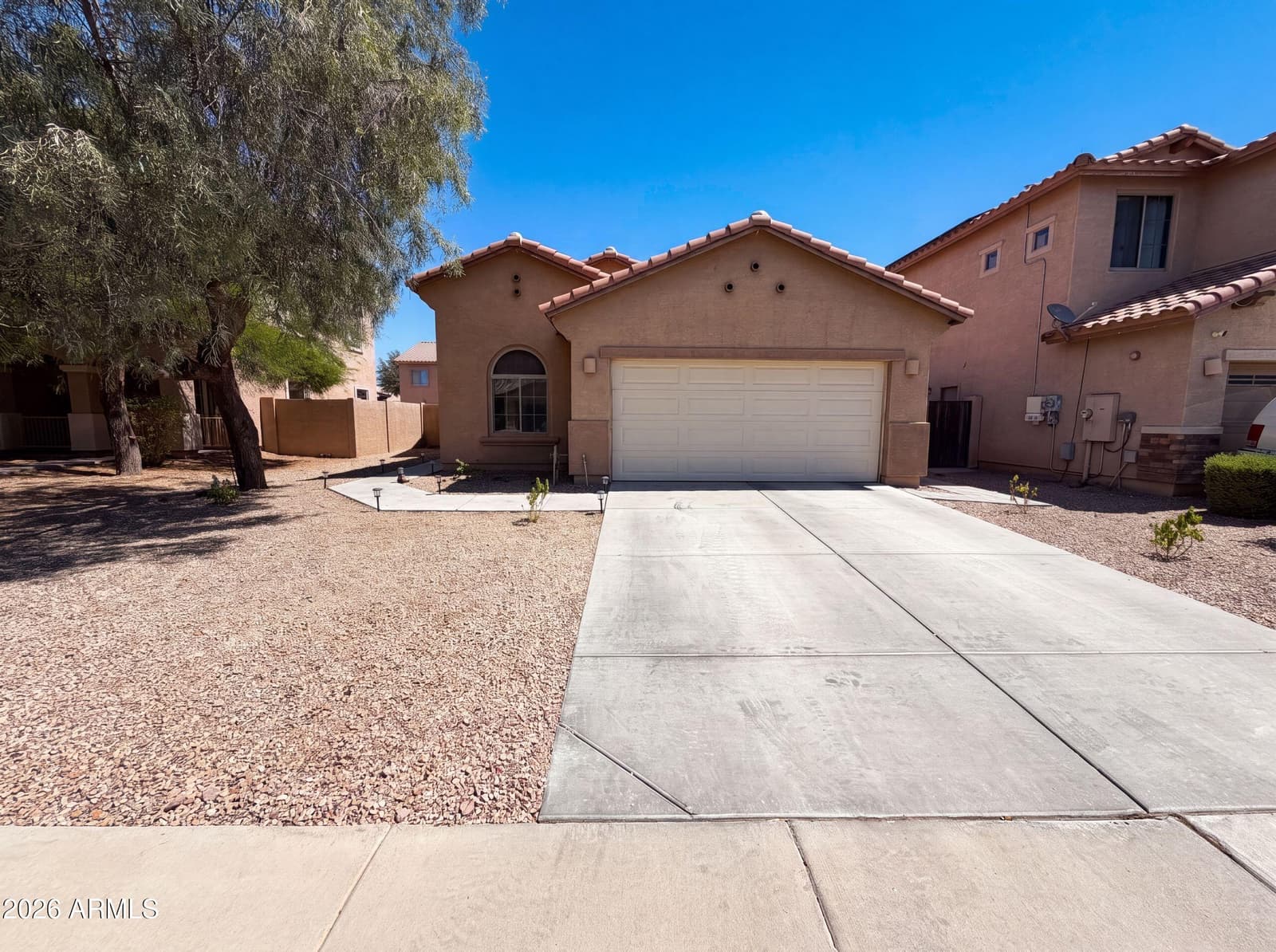 934 E OVERLIN Lane, Avondale, AZ 85323 — photo 1 of 26