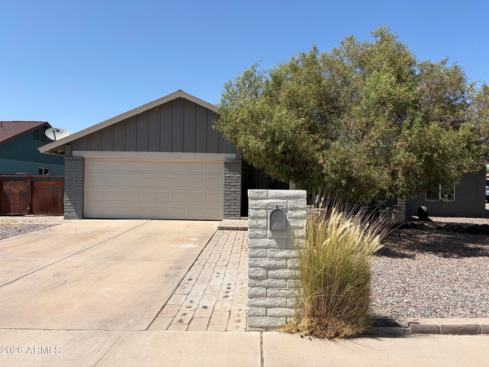3916 W ASTER Drive, Phoenix, AZ 85029 — photo 1 of 29