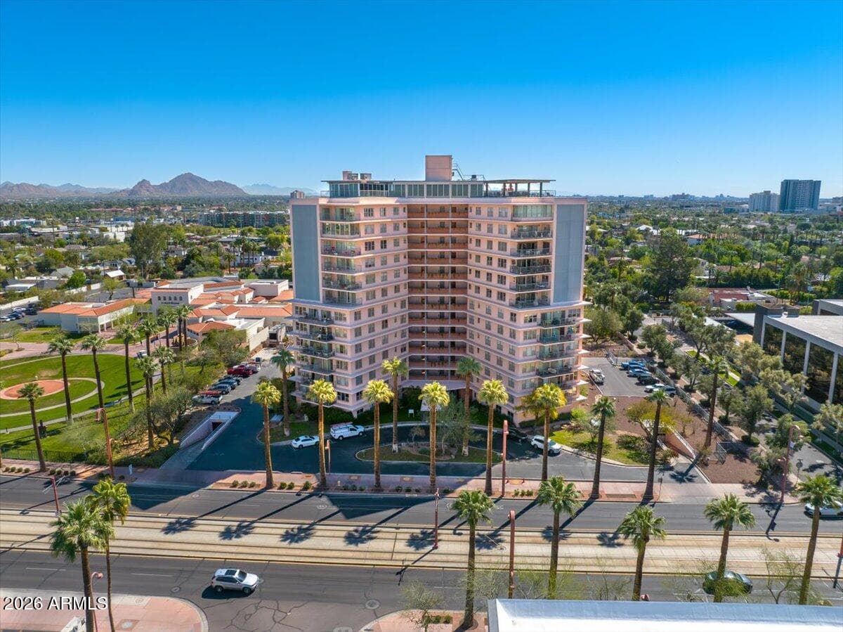 2201 N CENTRAL Avenue 3A, Phoenix, AZ 85004 — photo 2 of 41