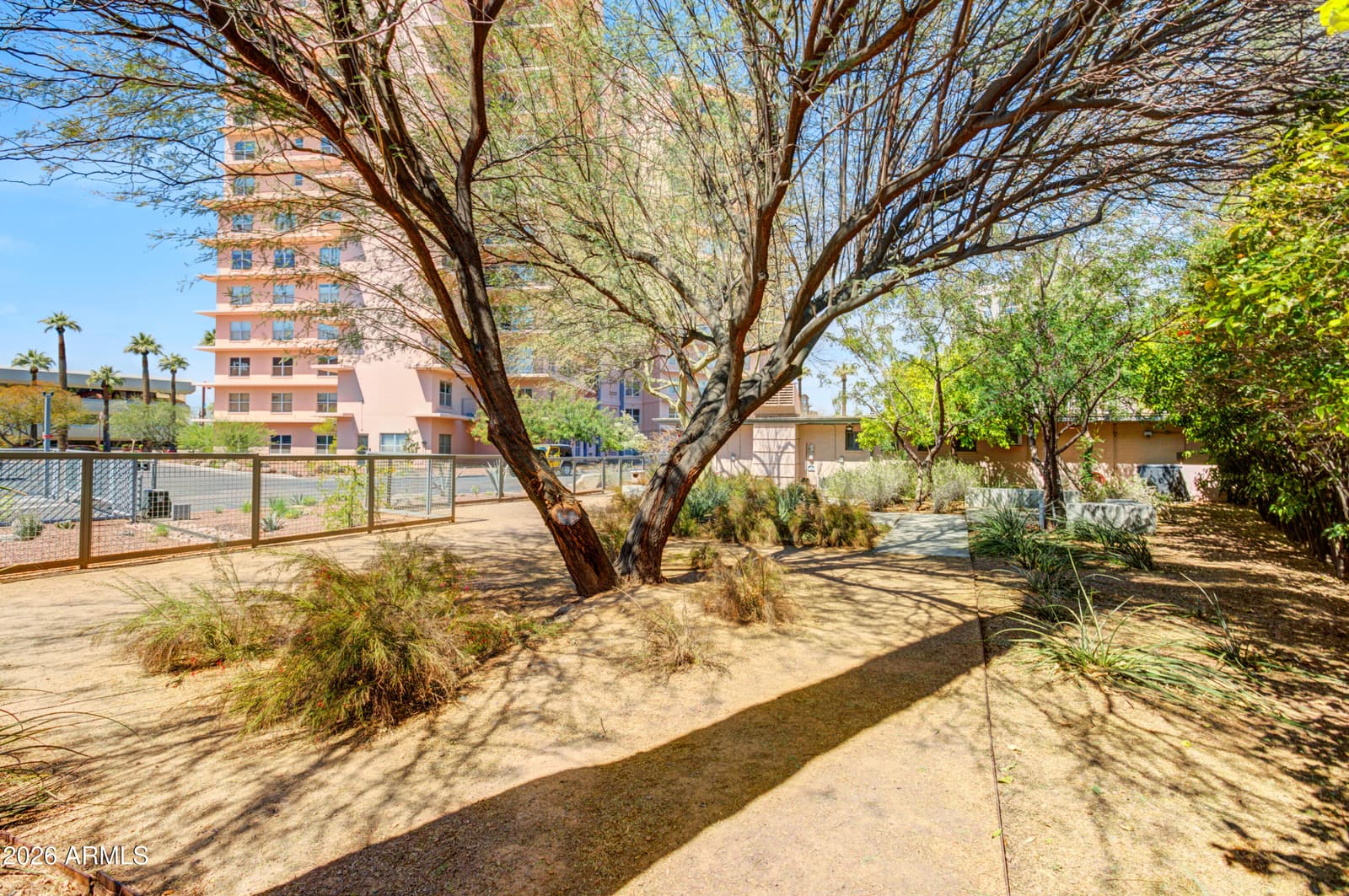 2201 N CENTRAL Avenue 3A, Phoenix, AZ 85004 — photo 31 of 41