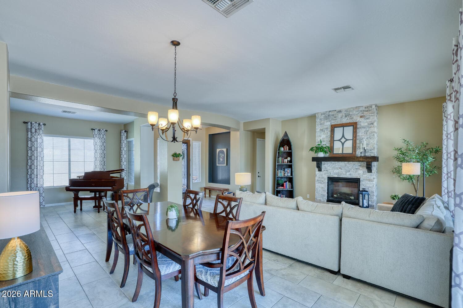 407 E TONTO Place, Chandler, AZ 85249 — photo 10 of 76
