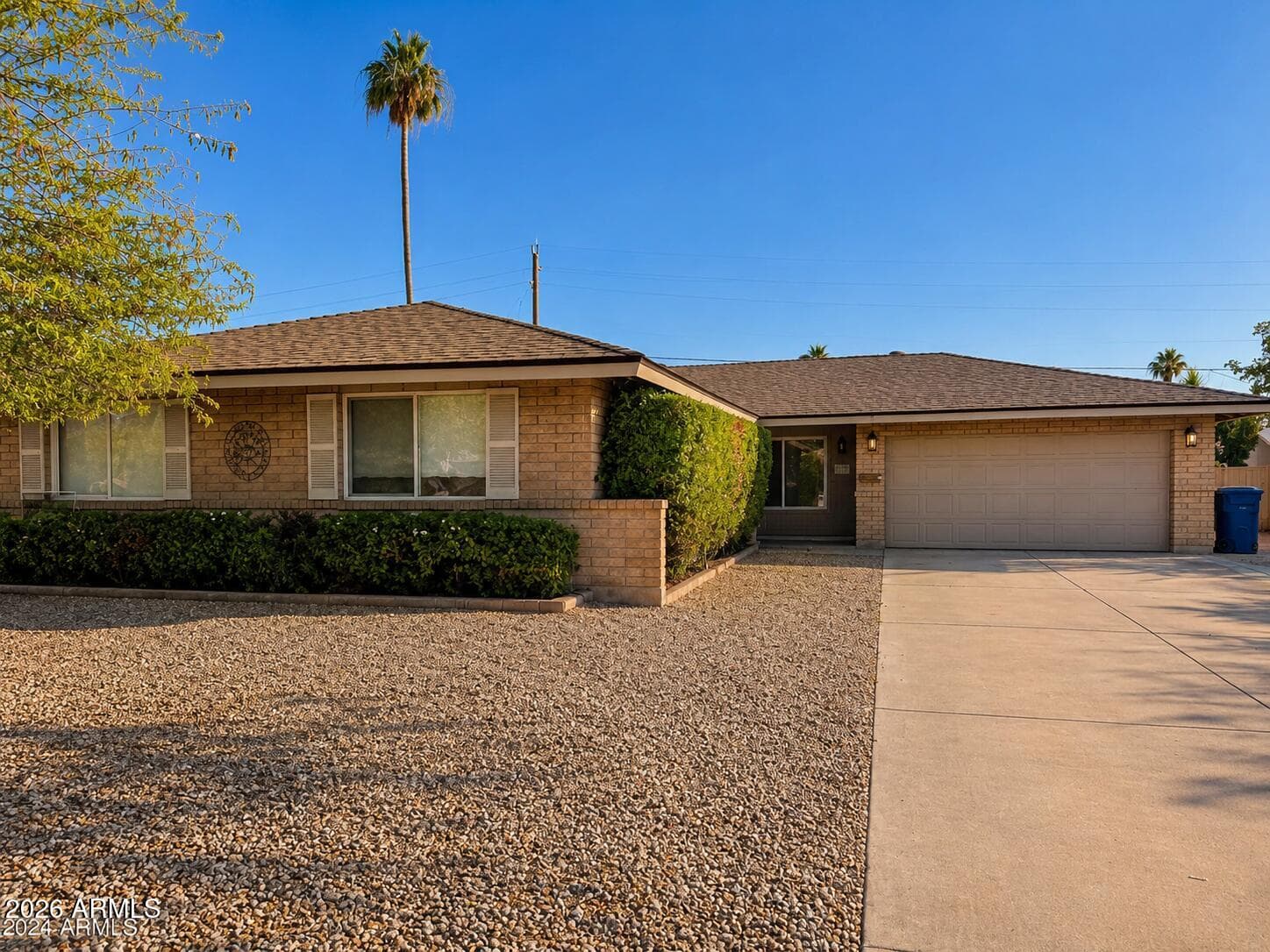 2533 E GENEVA Drive, Tempe, AZ 85282 — photo 1 of 12