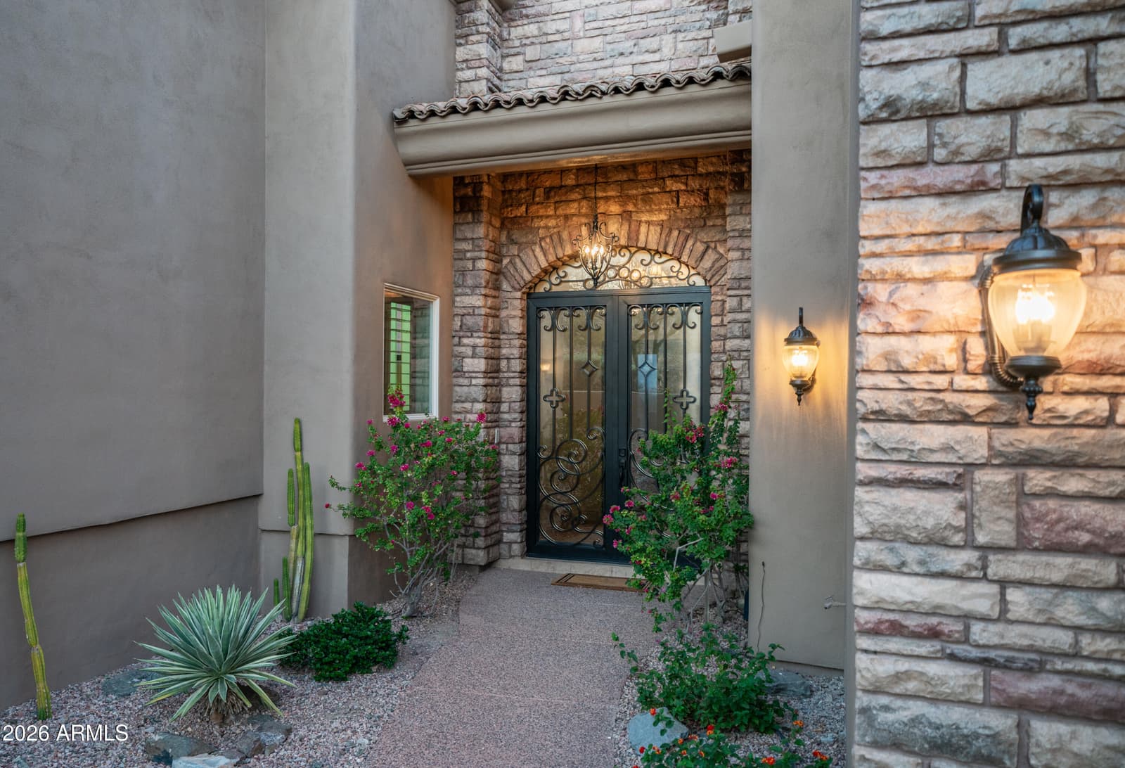1744 E DESERT WILLOW Drive, Phoenix, AZ 85048 — photo 6 of 60