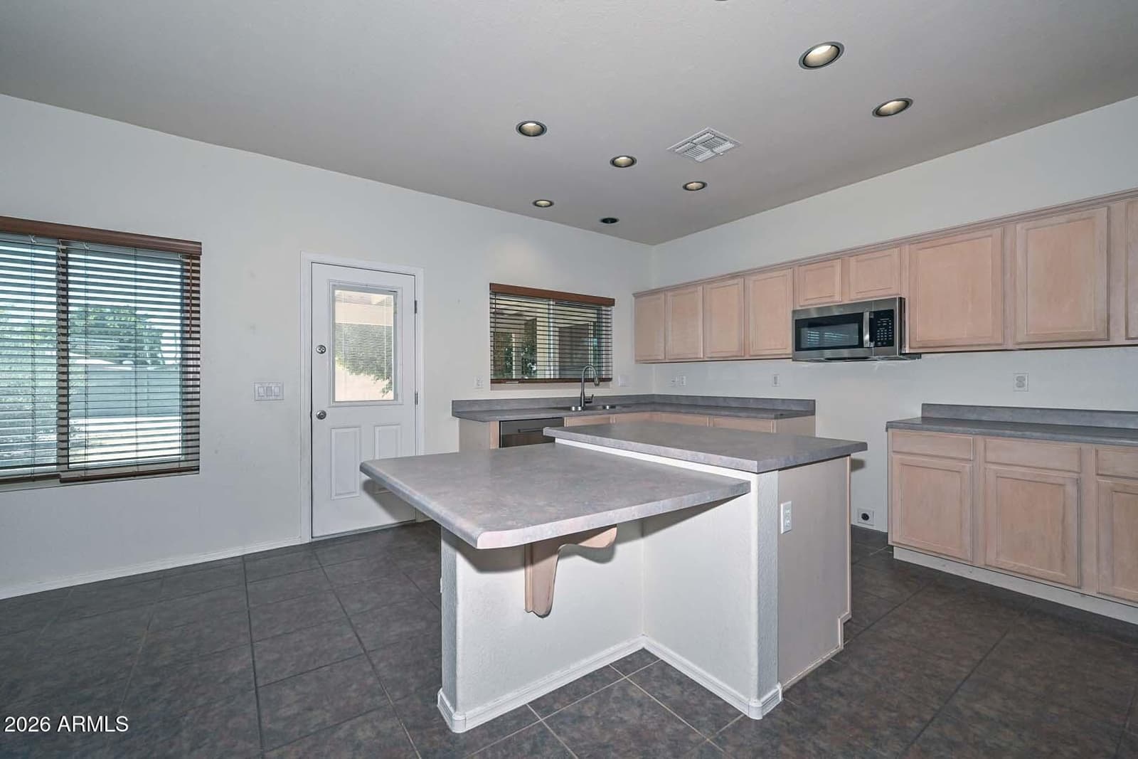 6615 W El Cortez Place, Phoenix, AZ 85083 — photo 12 of 41