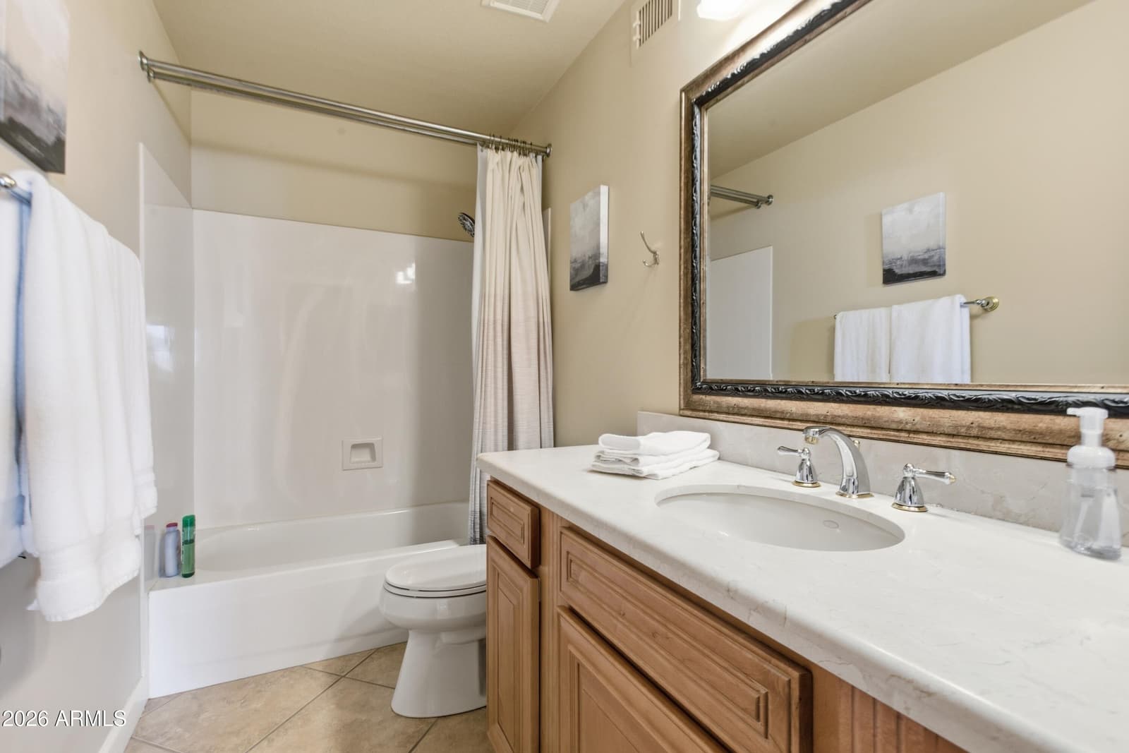 4442 E GRAYTHORN Street, Phoenix, AZ 85044 — photo 23 of 33