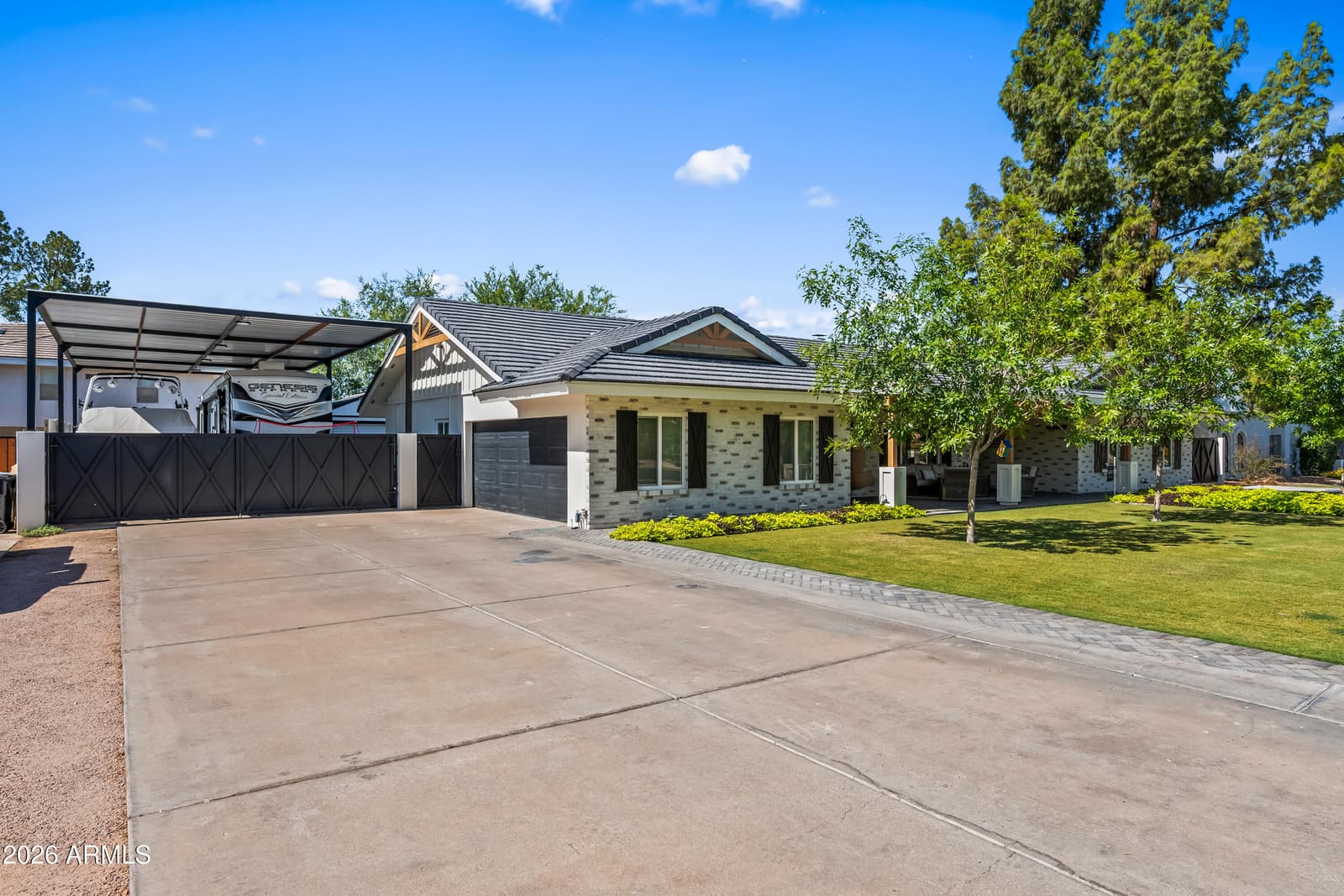 1743 E EVERGREEN Street, Mesa, AZ 85203 — photo 11 of 52