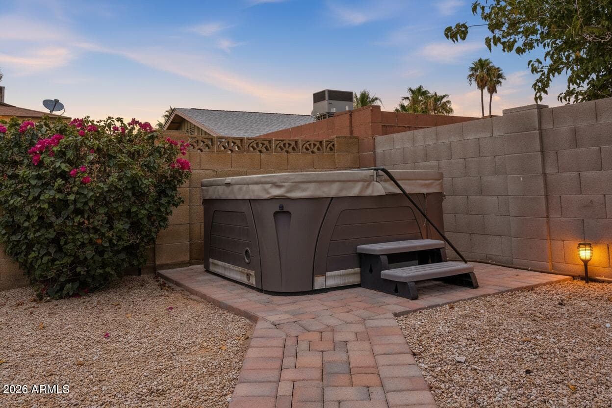 8320 E BUENA TERRA Way, Scottsdale, AZ 85250 — photo 23 of 24