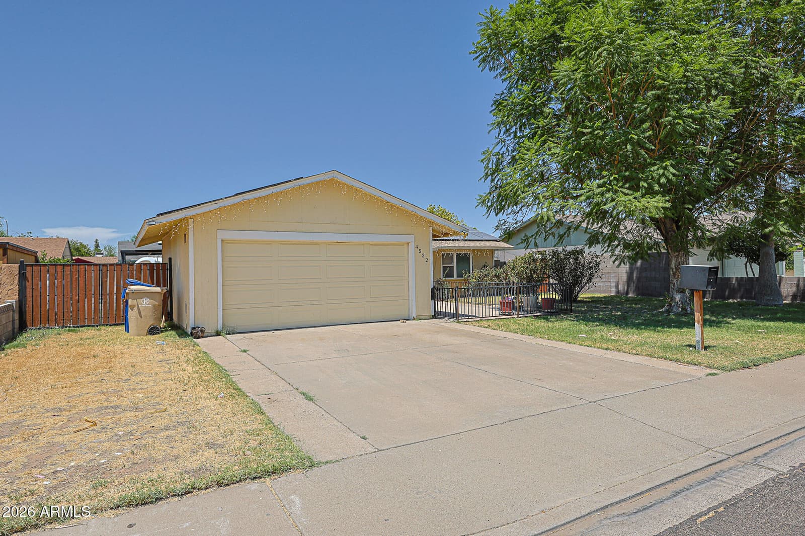 4532 W MONTEBELLO Avenue, Glendale, AZ 85301 — photo 18 of 24