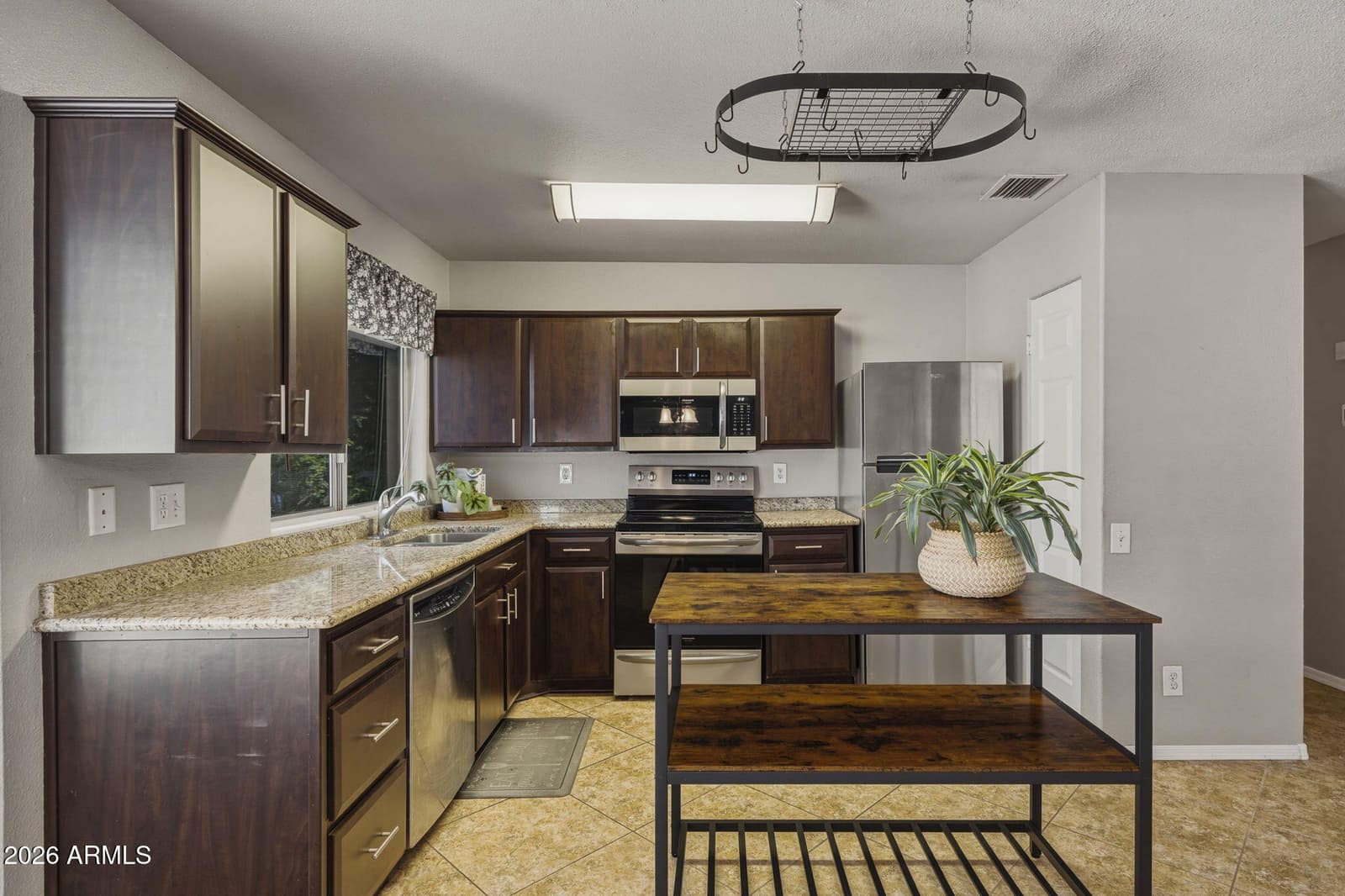 10035 S 44th Street, Phoenix, AZ 85044 — photo 10 of 41