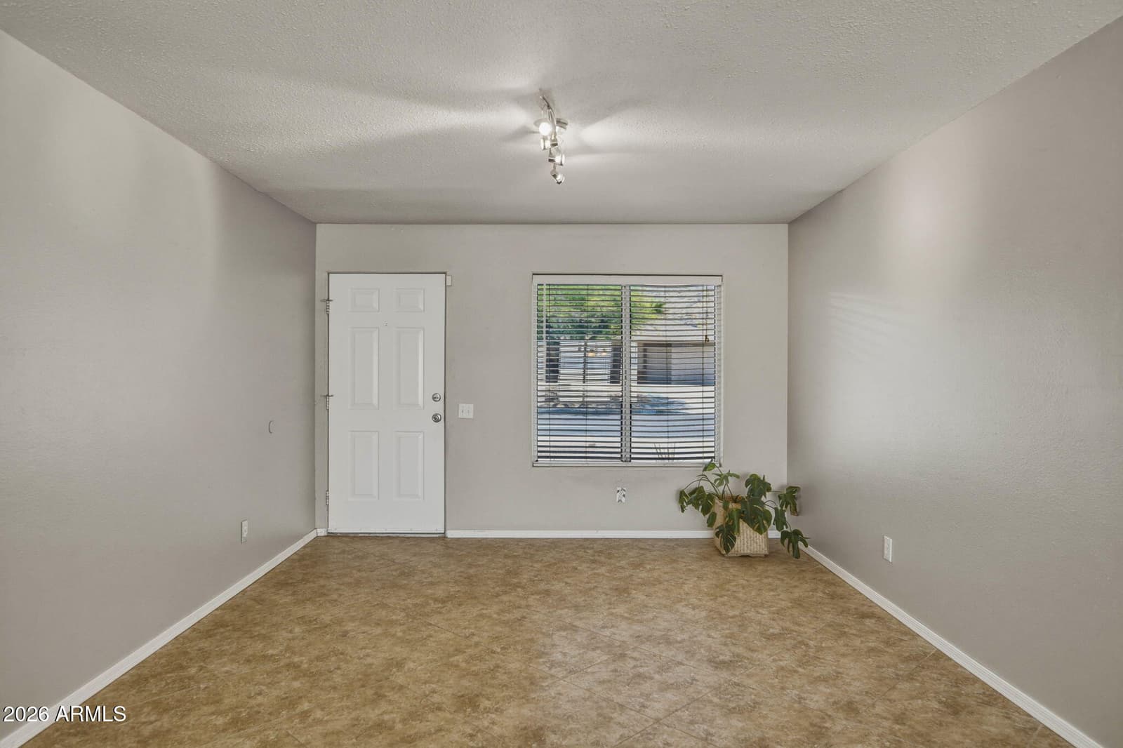 10035 S 44th Street, Phoenix, AZ 85044 — photo 15 of 41