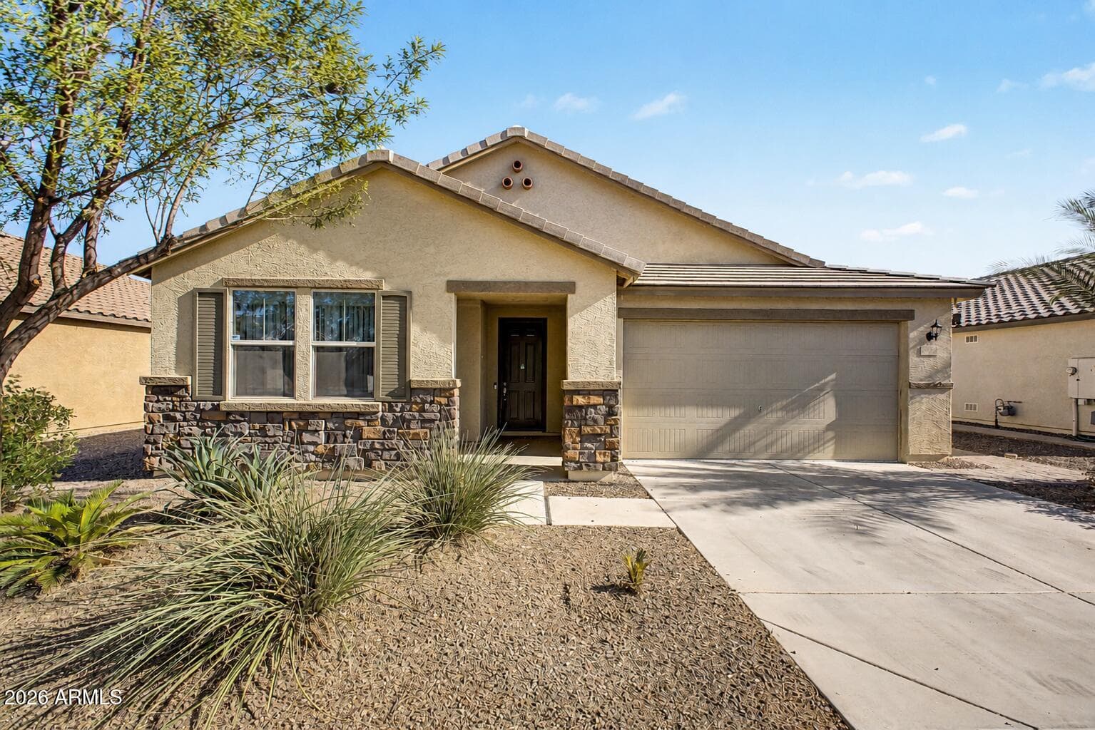 17173 W BUCKHORN Trail, Surprise, AZ 85387 — photo 3 of 29