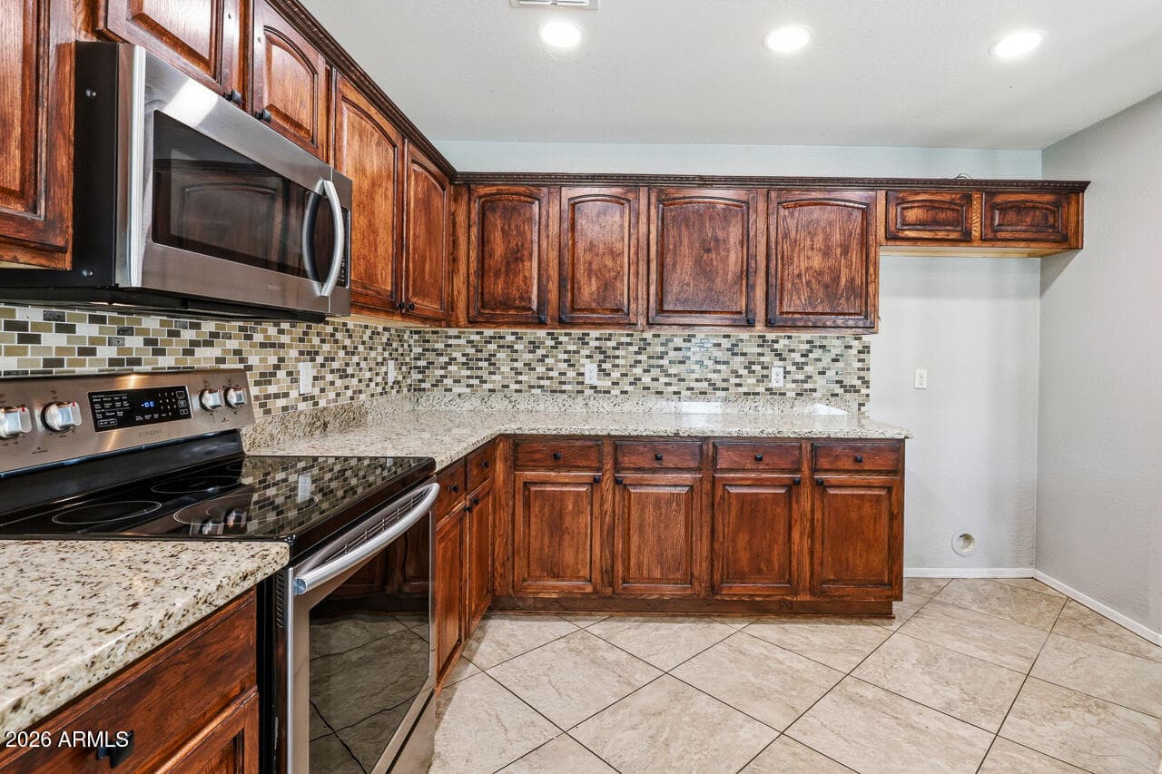 1059 S 226TH Drive, Buckeye, AZ 85326 — photo 19 of 79