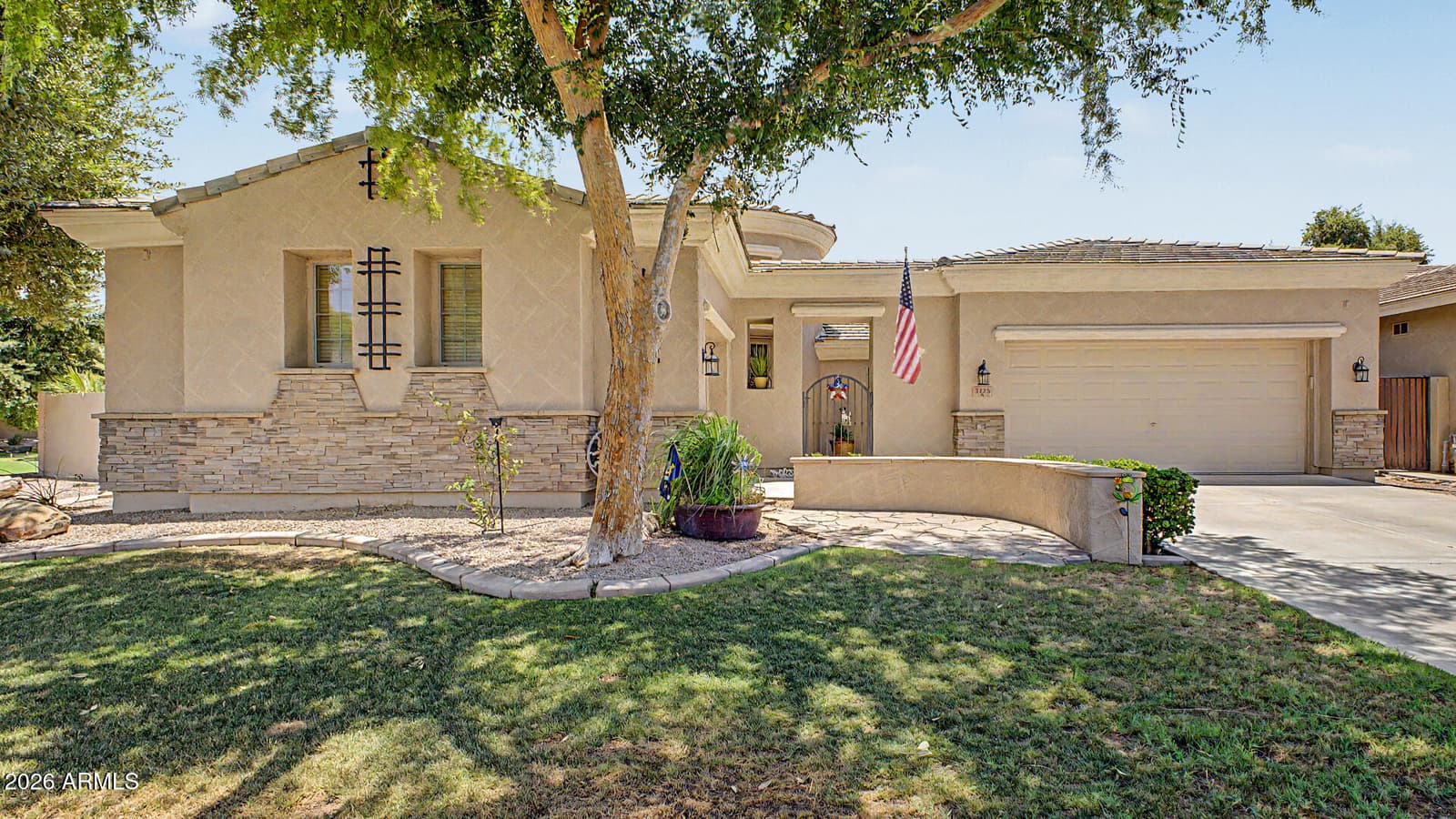 3225 E CARDINAL Court, Chandler, AZ 85286 — photo 2 of 49