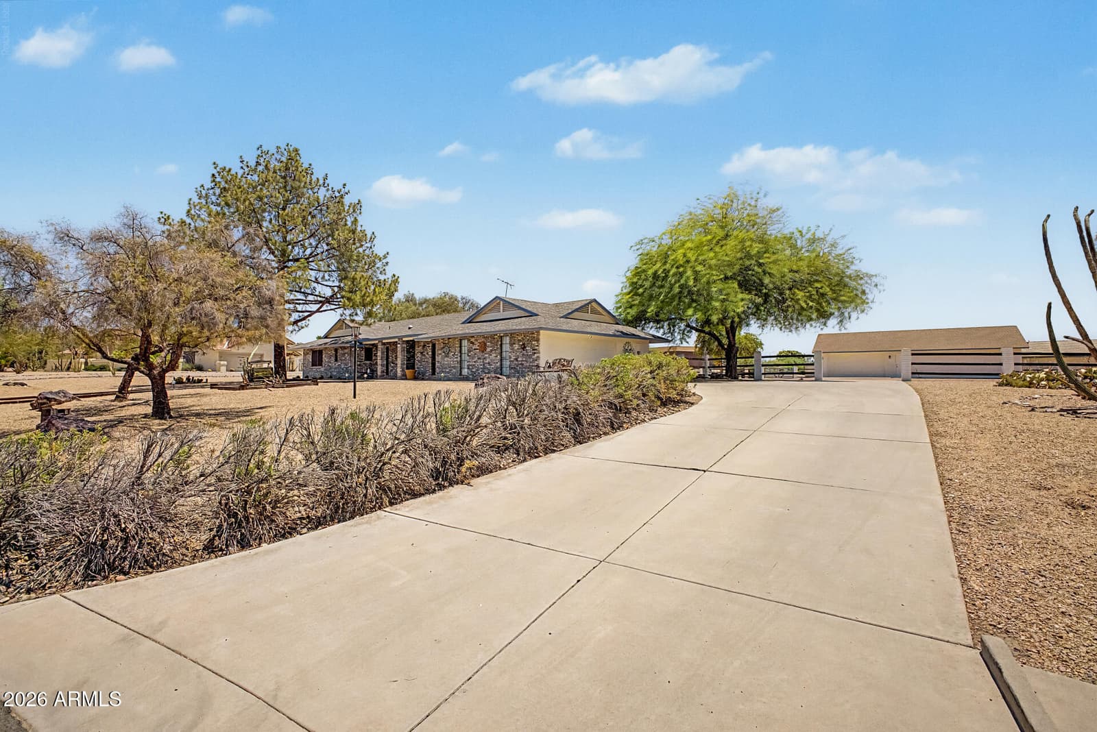 9337 N 111th Drive, Sun City, AZ 85351 — photo 9 of 44