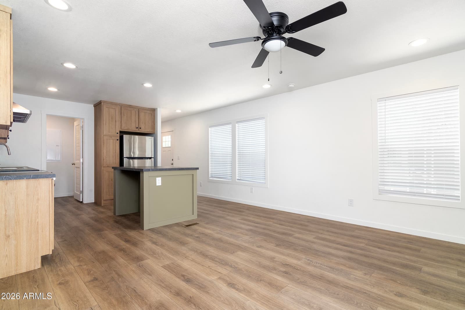 8601 N 71st Avenue 119, Glendale, AZ 85301 — photo 5 of 30