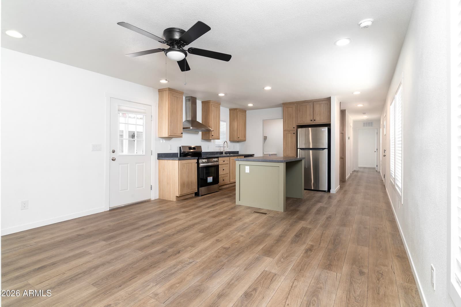 8601 N 71st Avenue 119, Glendale, AZ 85301 — photo 4 of 30