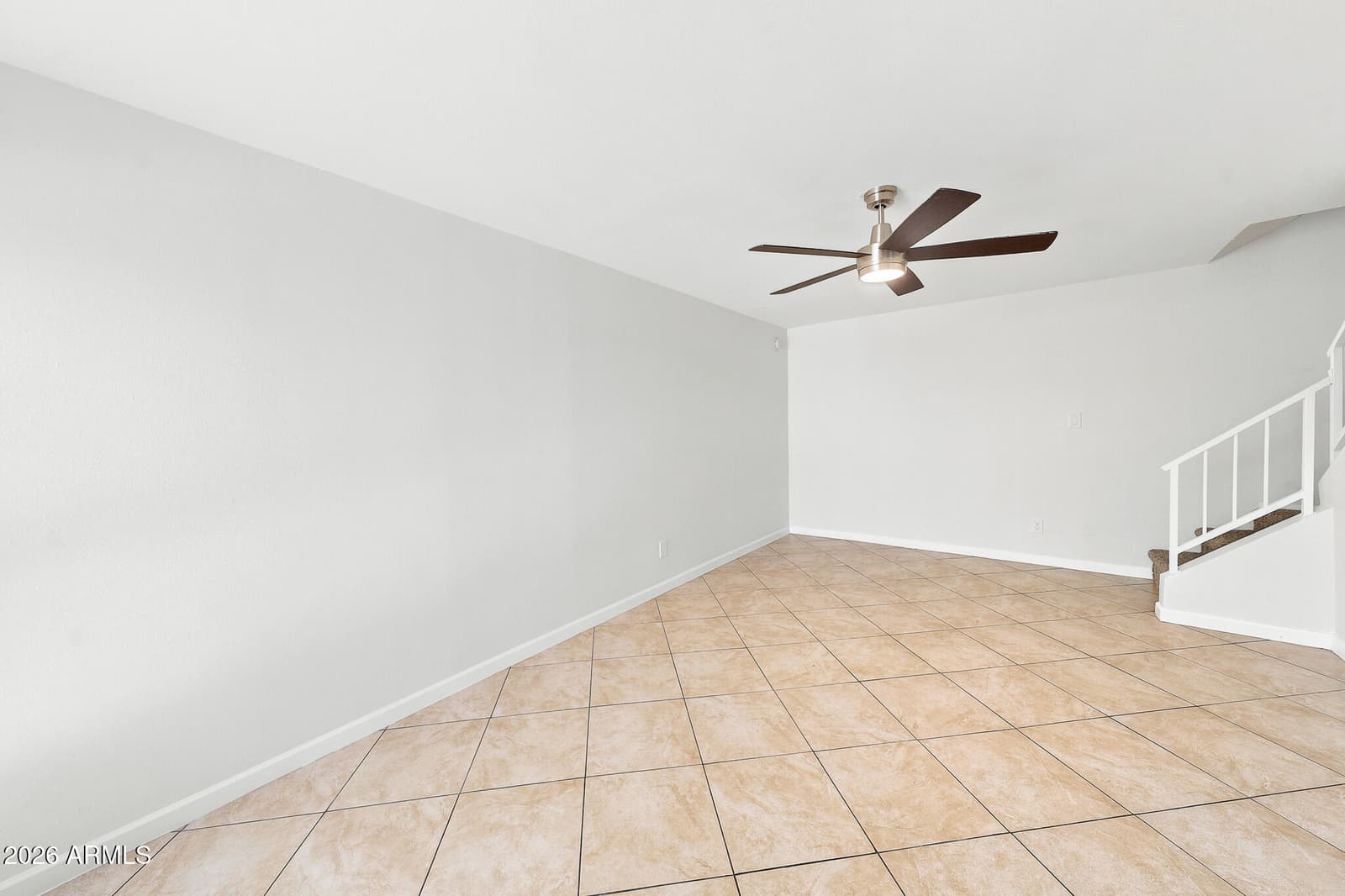 9054 N 51ST Lane, Glendale, AZ 85302 — photo 8 of 33