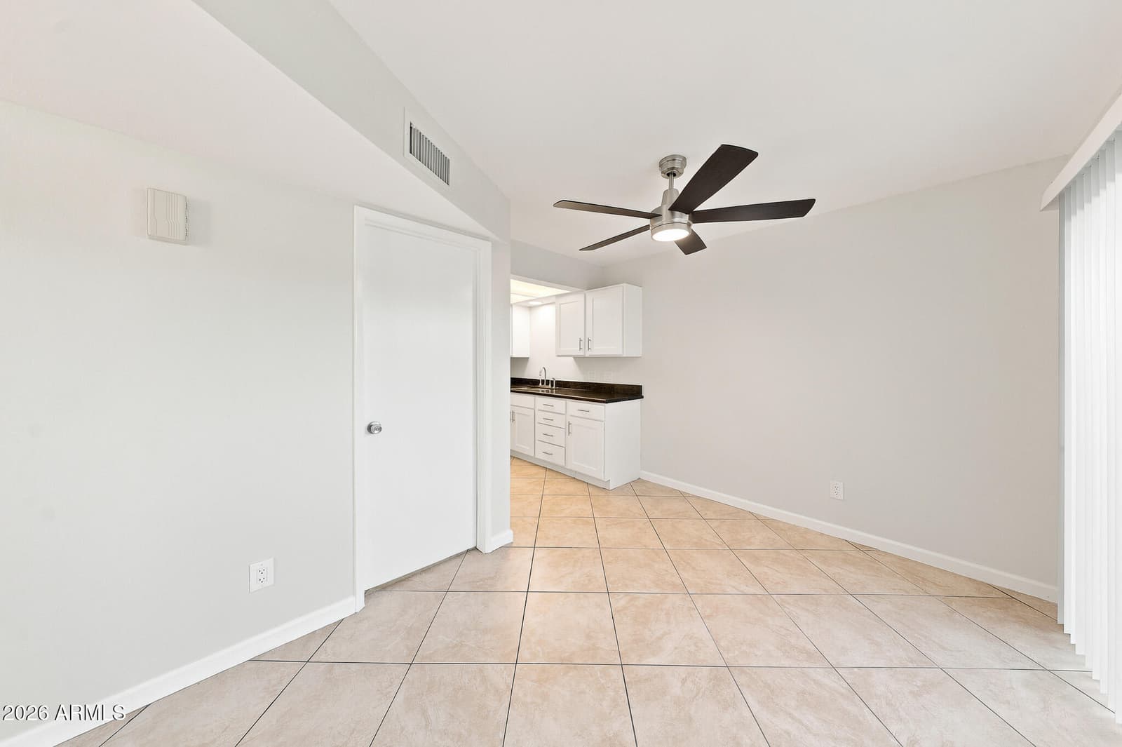 9054 N 51ST Lane, Glendale, AZ 85302 — photo 10 of 33