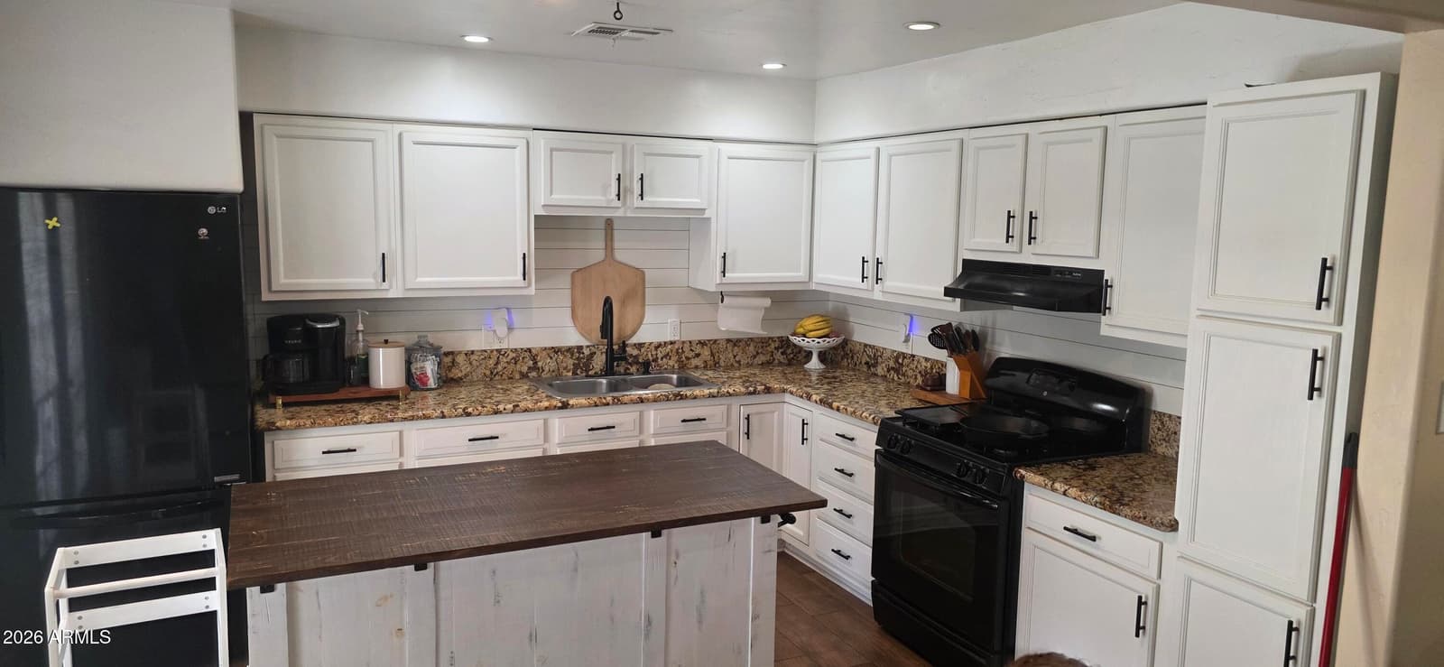 4126 W Cavalier Drive, Phoenix, AZ 85019 — photo 2 of 5