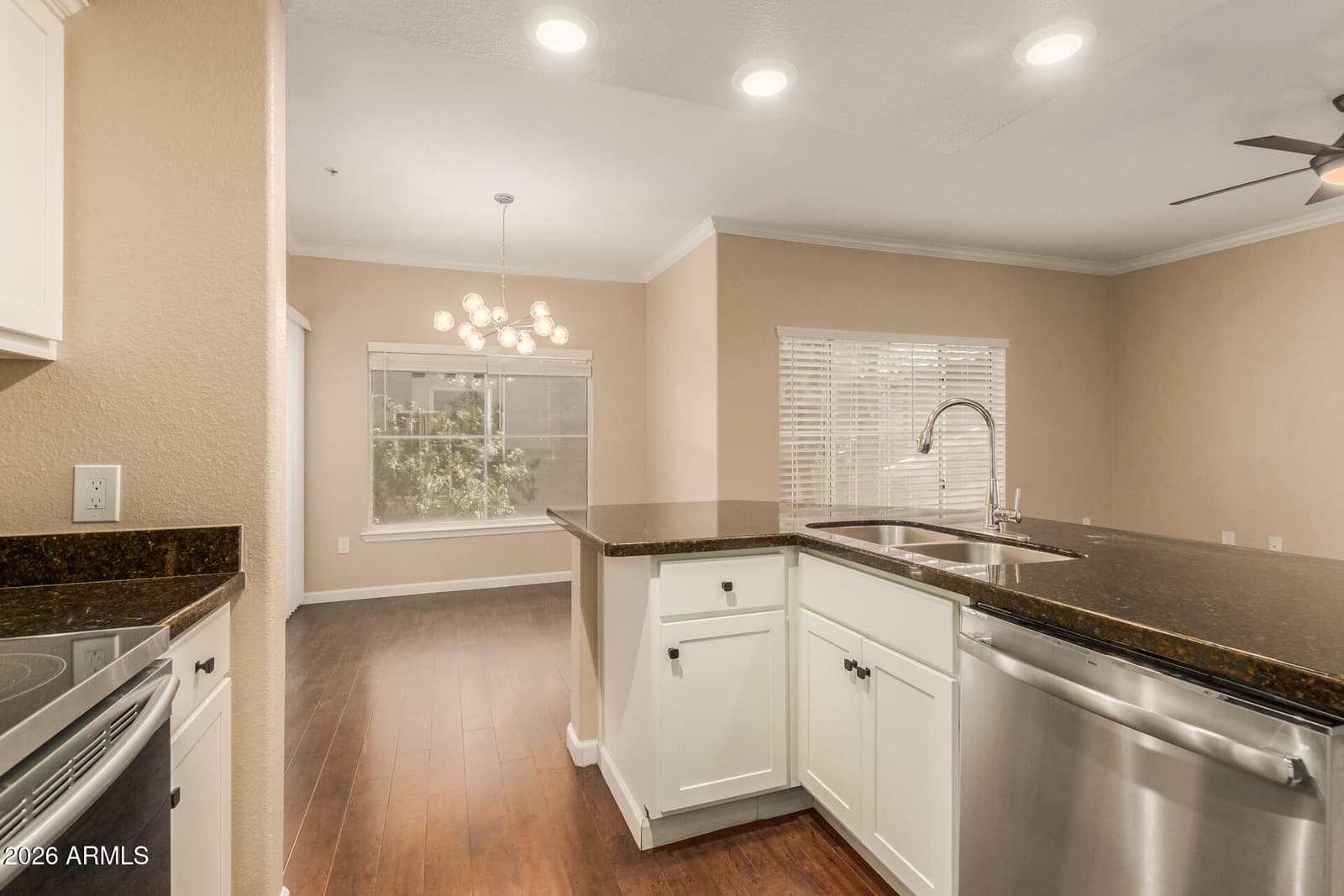 3236 E CHANDLER Boulevard 2088, Phoenix, AZ 85048 — photo 12 of 27