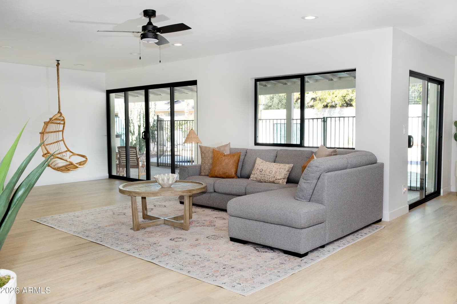 6302 E Winchcomb Drive, Scottsdale, AZ 85254 — photo 14 of 31