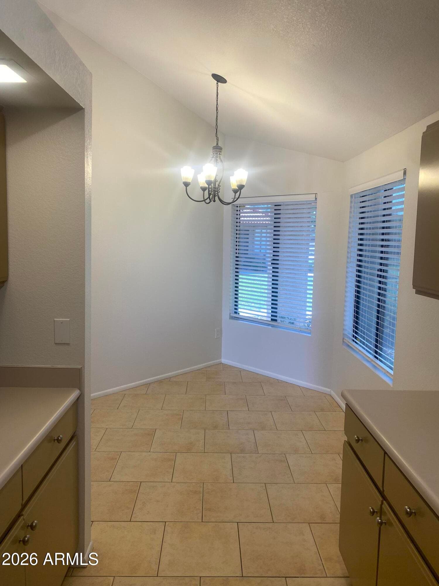 17225 N 16th Street N 3, Phoenix, AZ 85022 — photo 8 of 36