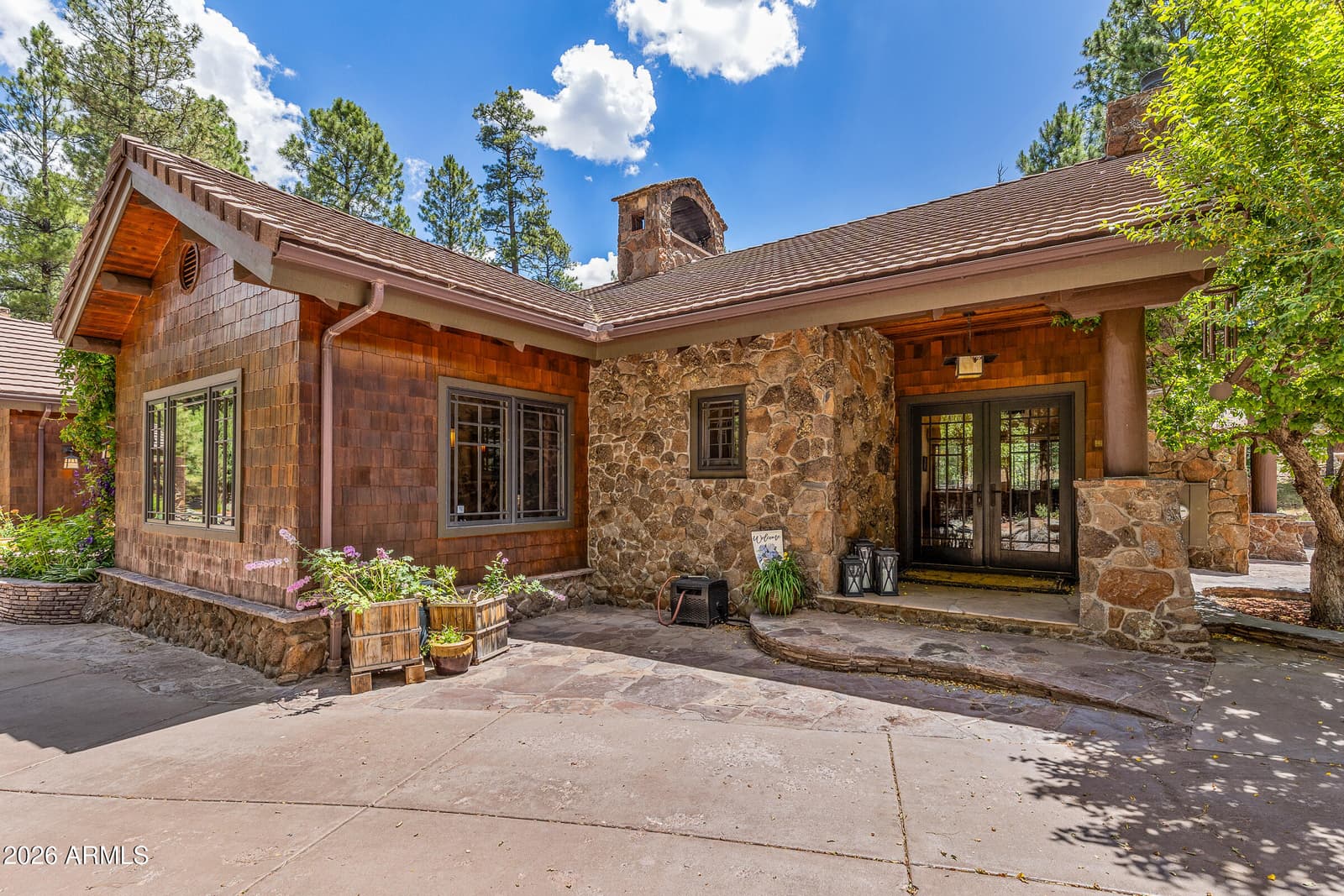 2912 N Creekside Drive, Flagstaff, AZ 86001 — photo 9 of 104
