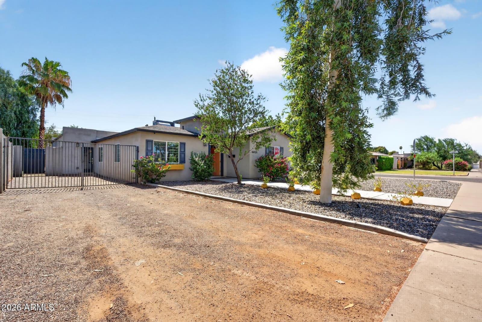 4401 N 19TH Place, Phoenix, AZ 85016 — photo 3 of 44