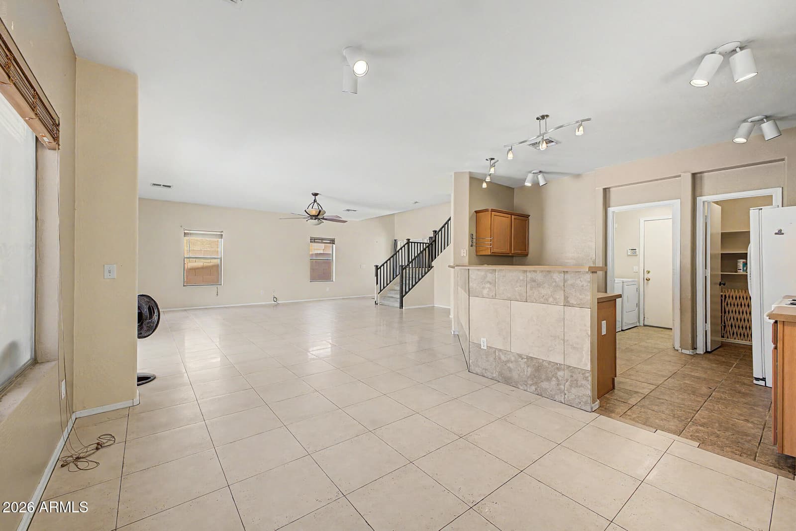 2986 E SILVERBELL Road, San Tan Valley, AZ 85143 — photo 10 of 43