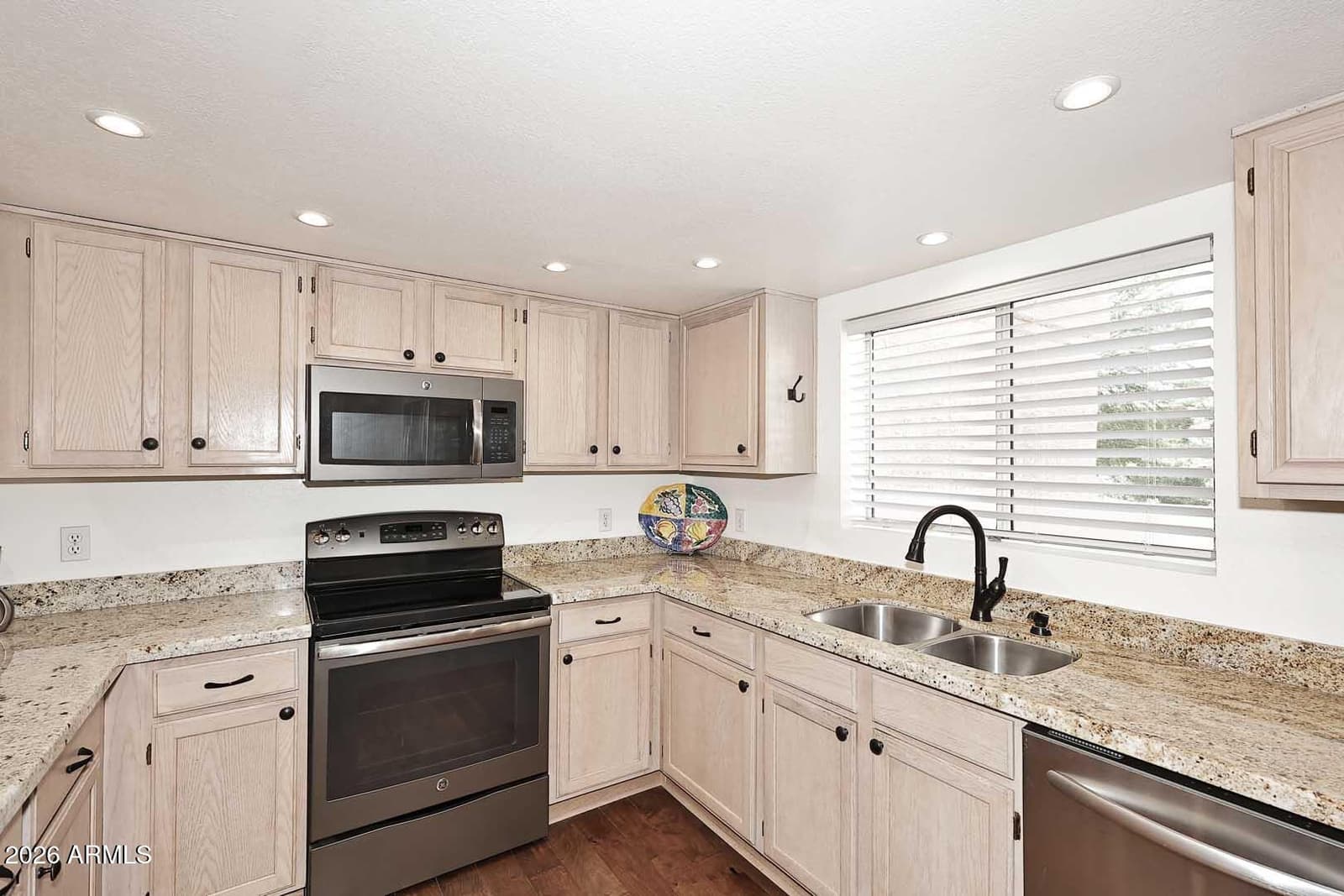 9475 E PURDUE Avenue 135, Scottsdale, AZ 85258 — photo 11 of 46
