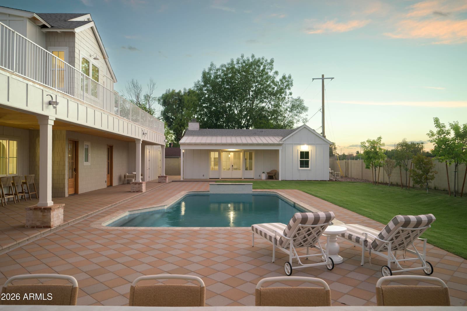 32 W Linger Lane, Phoenix, AZ 85021 — photo 23 of 31
