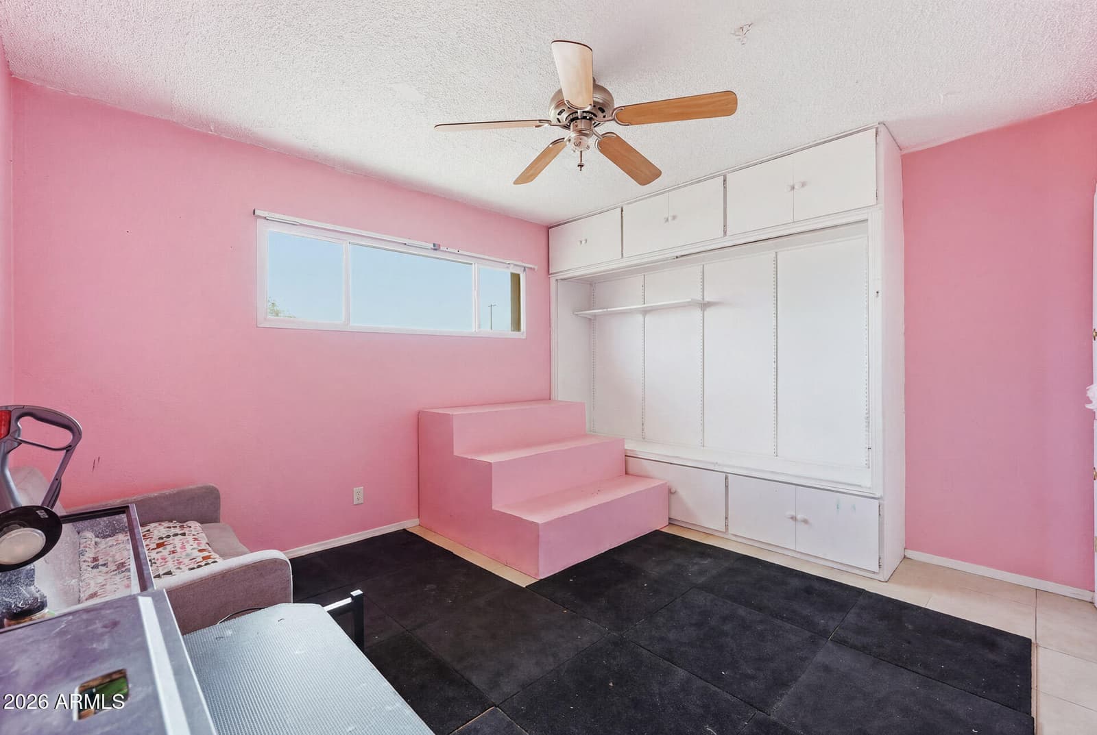 7714 W MITCHELL Drive, Phoenix, AZ 85033 — photo 9 of 13