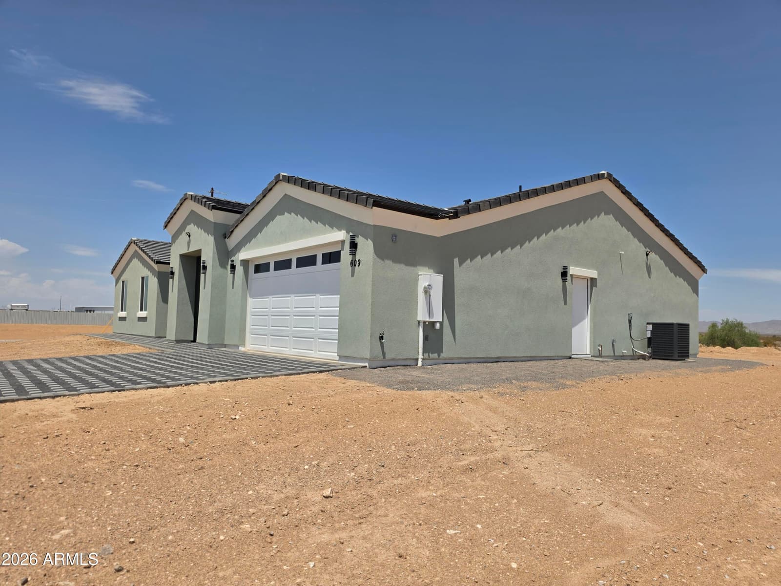 609 S 311TH Avenue, Buckeye, AZ 85326 — photo 4 of 34