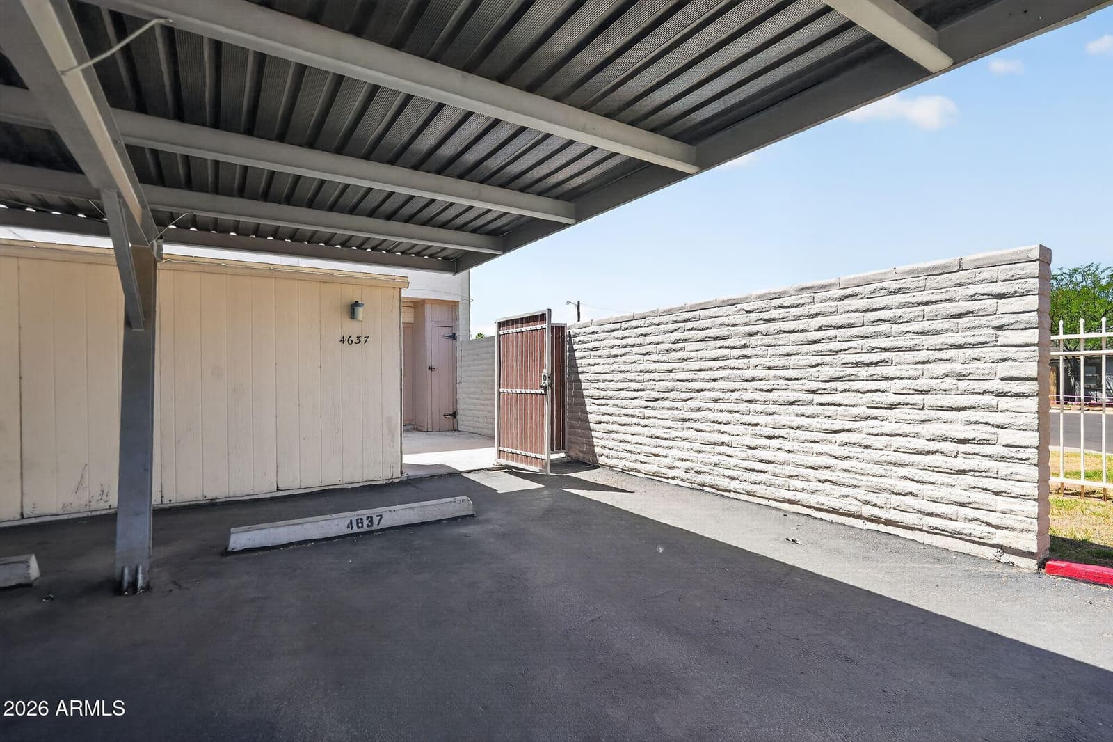 4637 N 21st Avenue, Phoenix, AZ 85015 — photo 6 of 37
