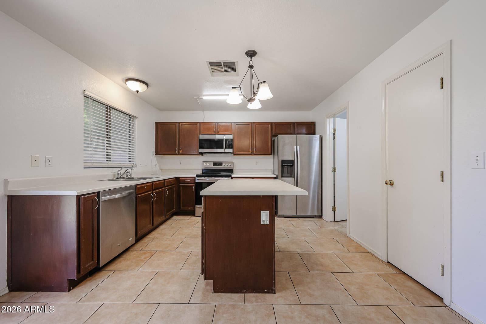 1551 E Orchid Court C, Gilbert, AZ 85296 — photo 12 of 31