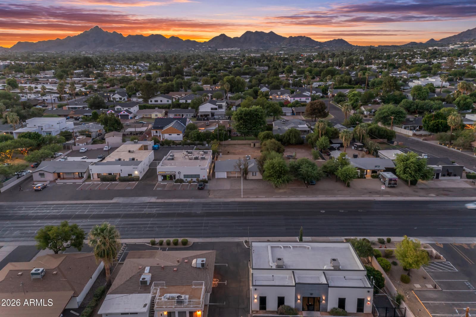 3834 E Indian School Road, Phoenix, AZ 85018 — photo 3 of 41