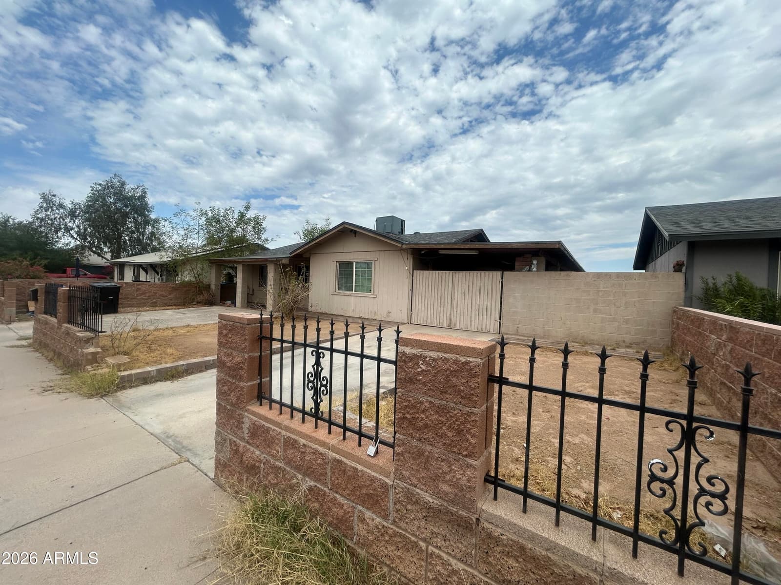 4732 E HIDALGO Avenue, Phoenix, AZ 85040 — photo 1 of 13
