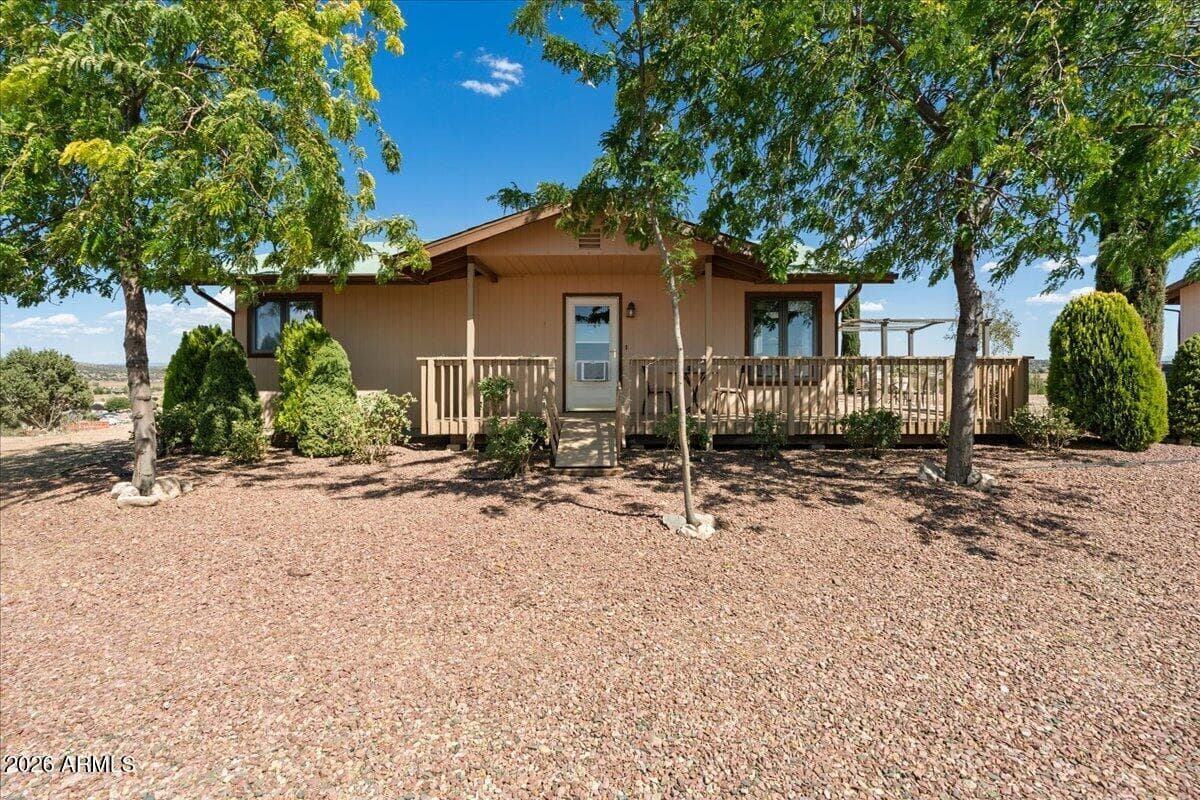 974 N GRANDVIEW, Paulden, AZ 86334 — photo 5 of 32