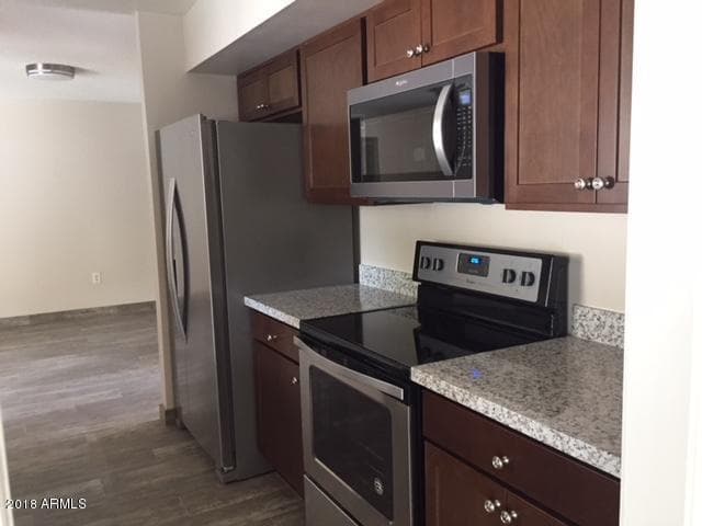 801 E Campus Drive, Tempe, AZ 85282 — photo 3 of 13