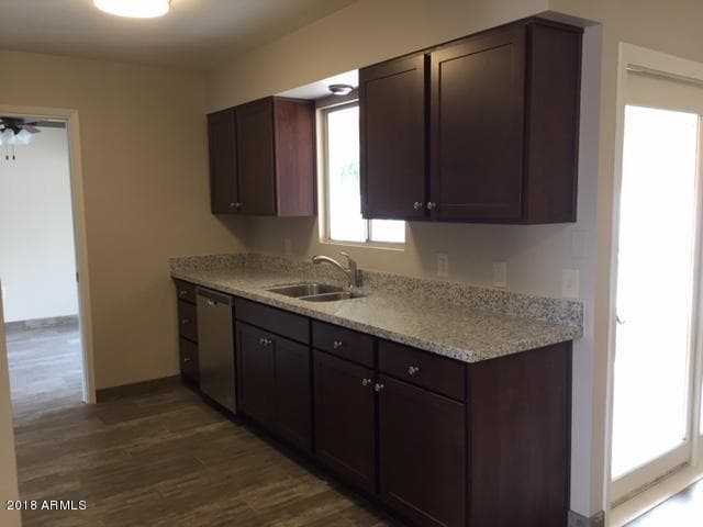 801 E Campus Drive, Tempe, AZ 85282 — photo 7 of 13