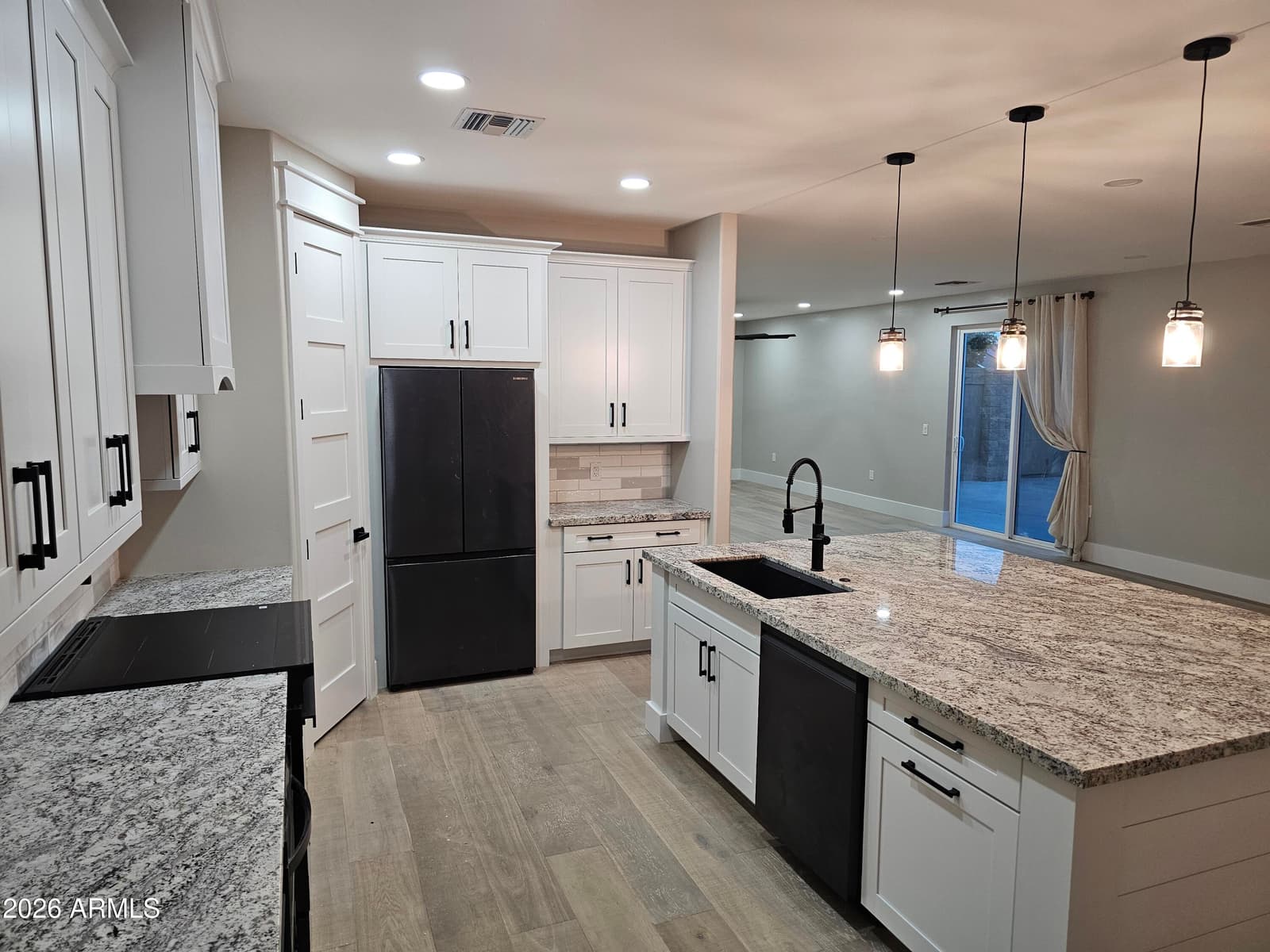 6019 W Greenbriar Drive, Glendale, AZ 85308 — photo 9 of 20