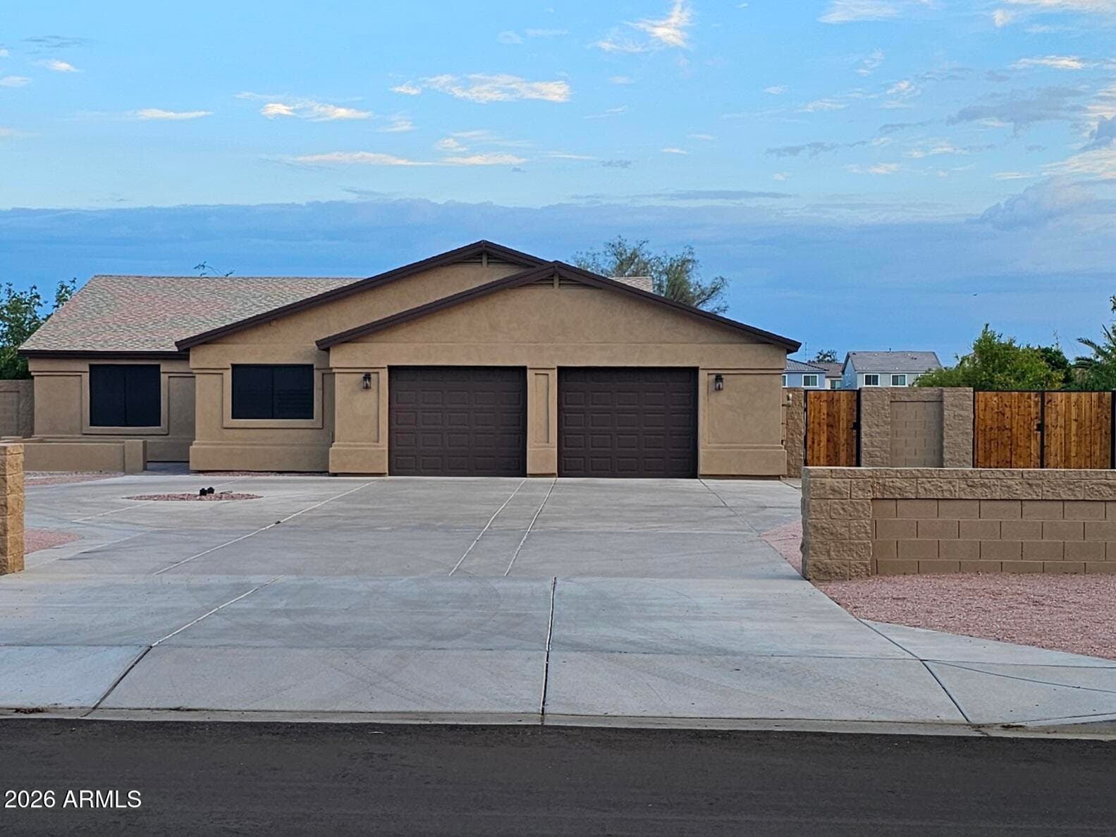 6019 W Greenbriar Drive, Glendale, AZ 85308 — photo 2 of 20