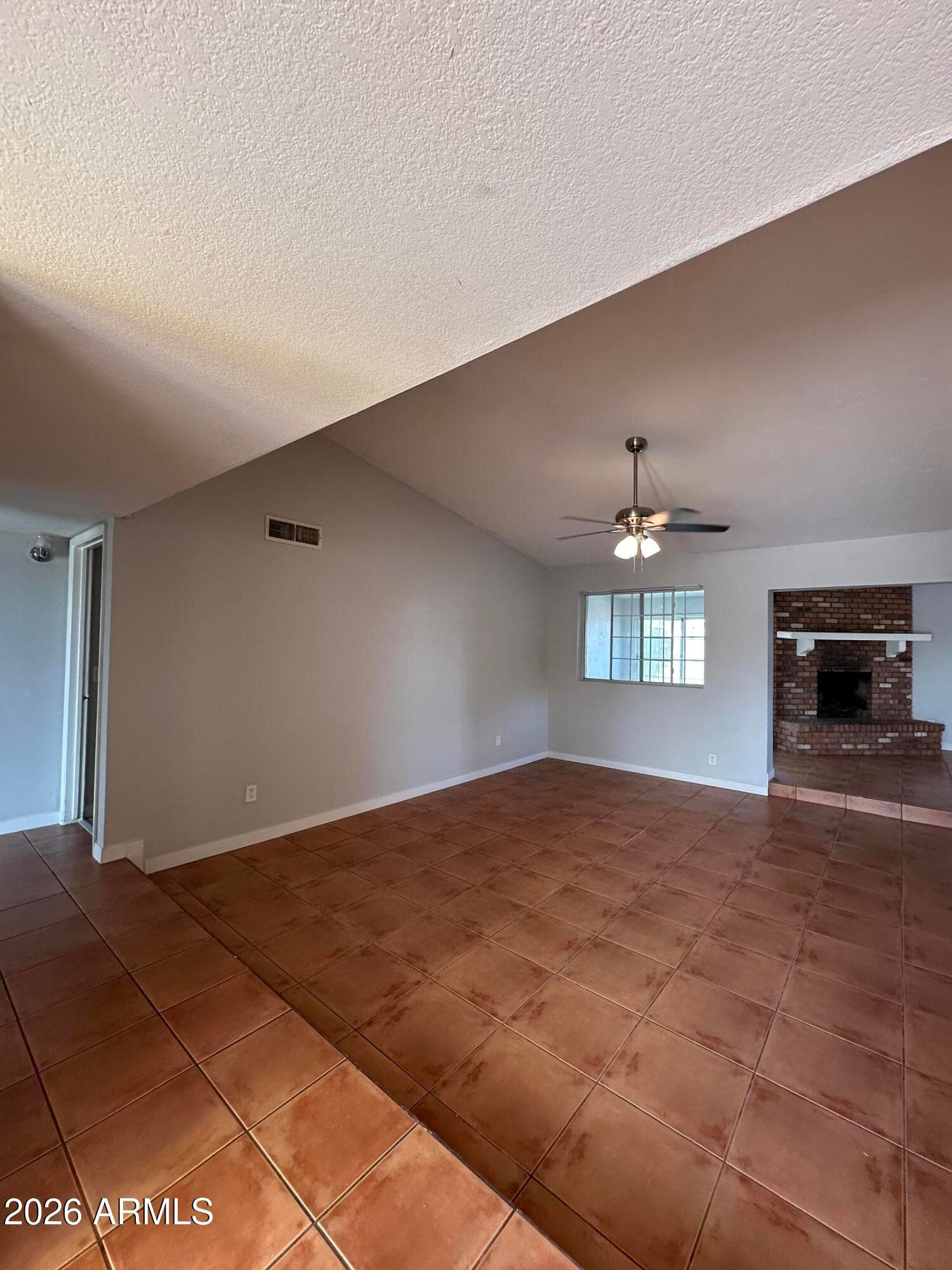 3105 N 87th Avenue, Phoenix, AZ 85037 — photo 9 of 22