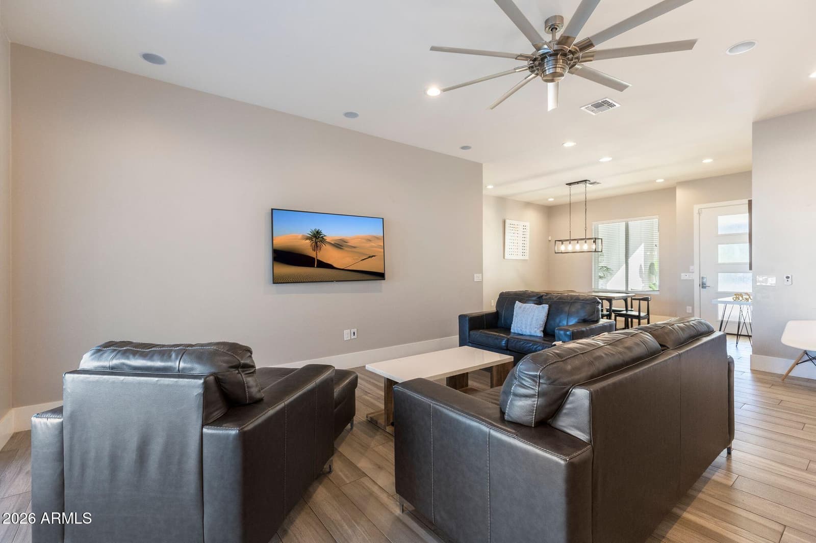 2252 E SOUTH MOUNTAIN Avenue, Phoenix, AZ 85042 — photo 8 of 50