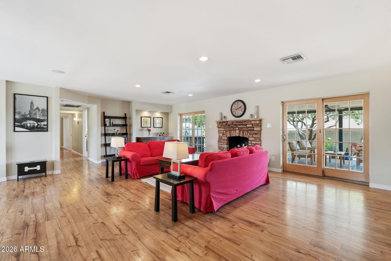 2019 E FLYNN Lane, Phoenix, AZ 85016 — photo 11 of 34
